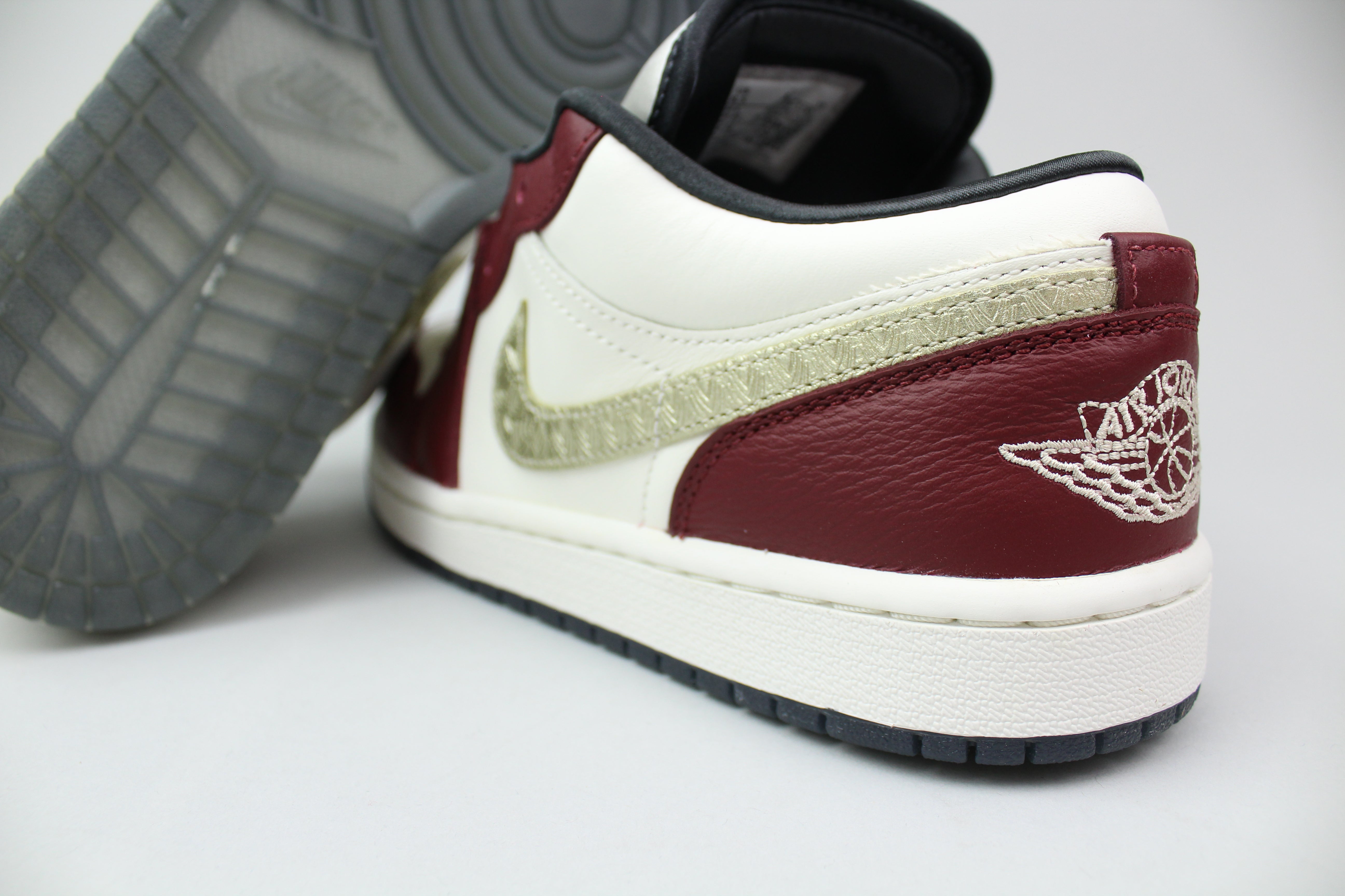 Air Jordan 1 Low 'Chinese New Year 2024'-9404030976330-The Attic