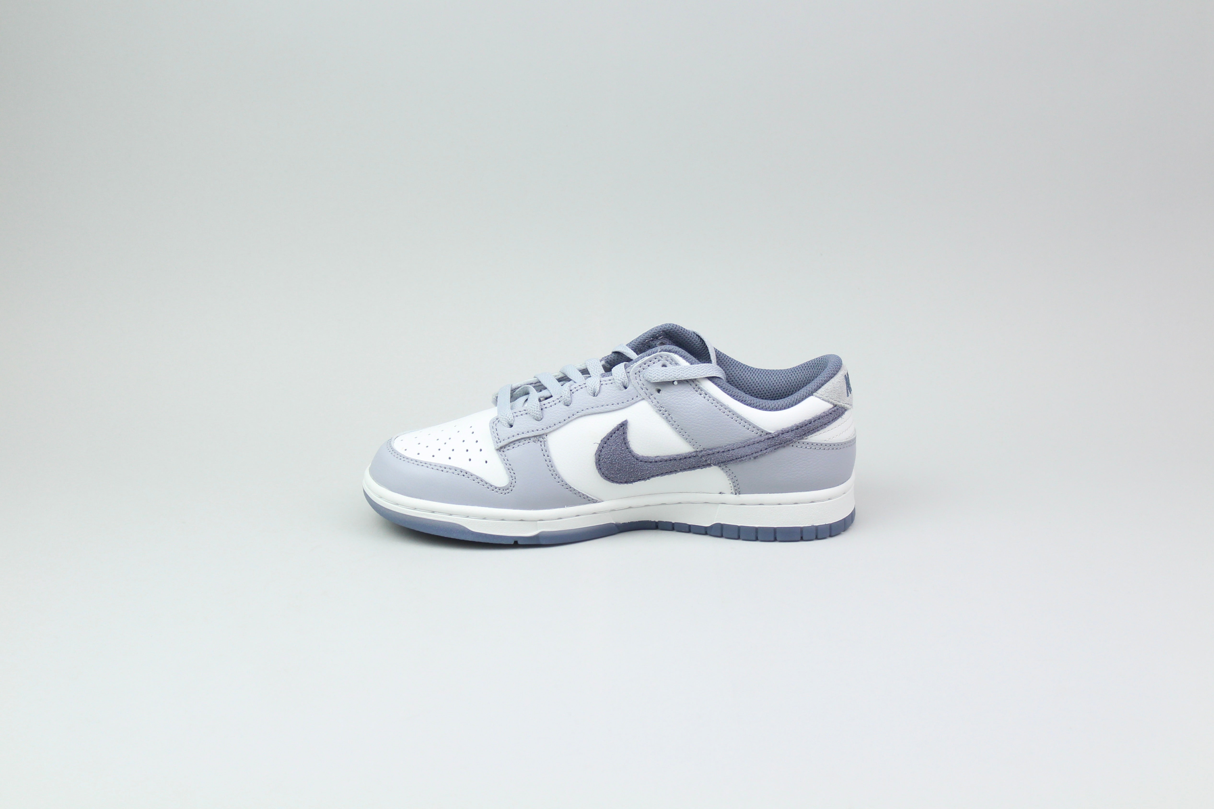 Nike Dunk Low SE 'Light Carbon'-9404229255498-The Attic