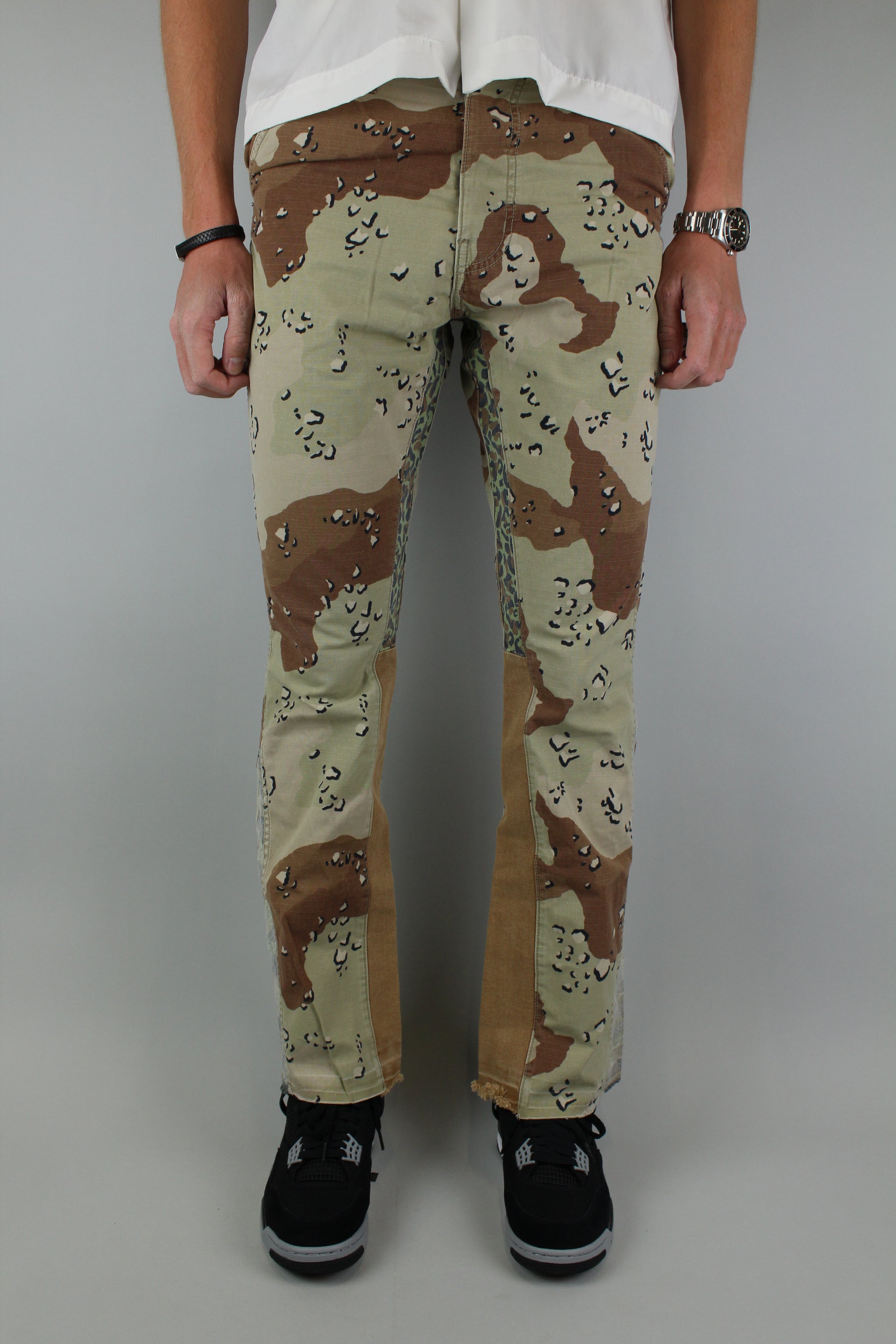 Gallery Dept. Camo La Flare Pants 'Chocolate Chip' – The Attic Gallery Dept. Camo La Flare Pants 'Chocolate Chip' – The Attic