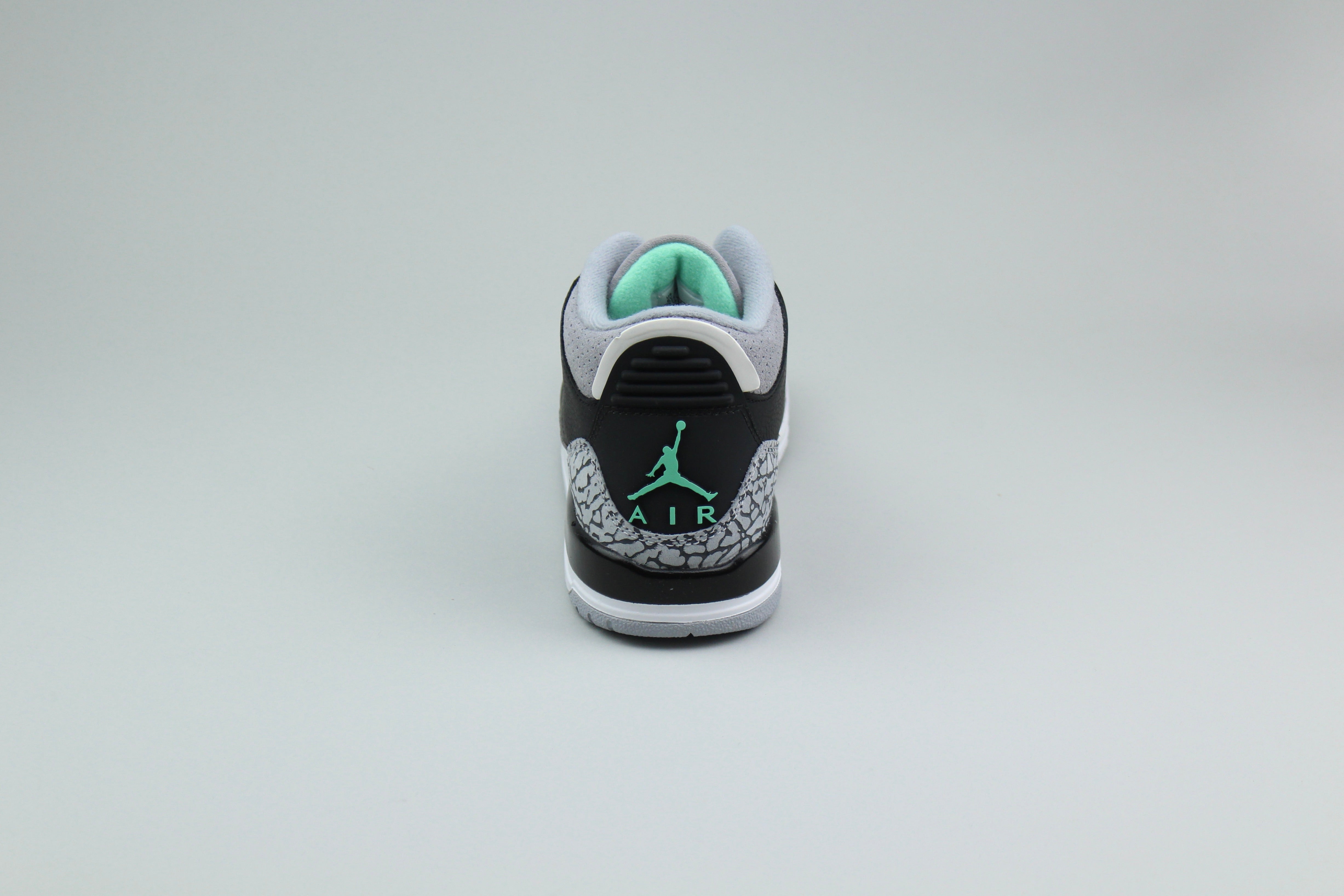 Air Jordan 3 Retro 'Green Glow' (GS)-9469468442954-The Attic