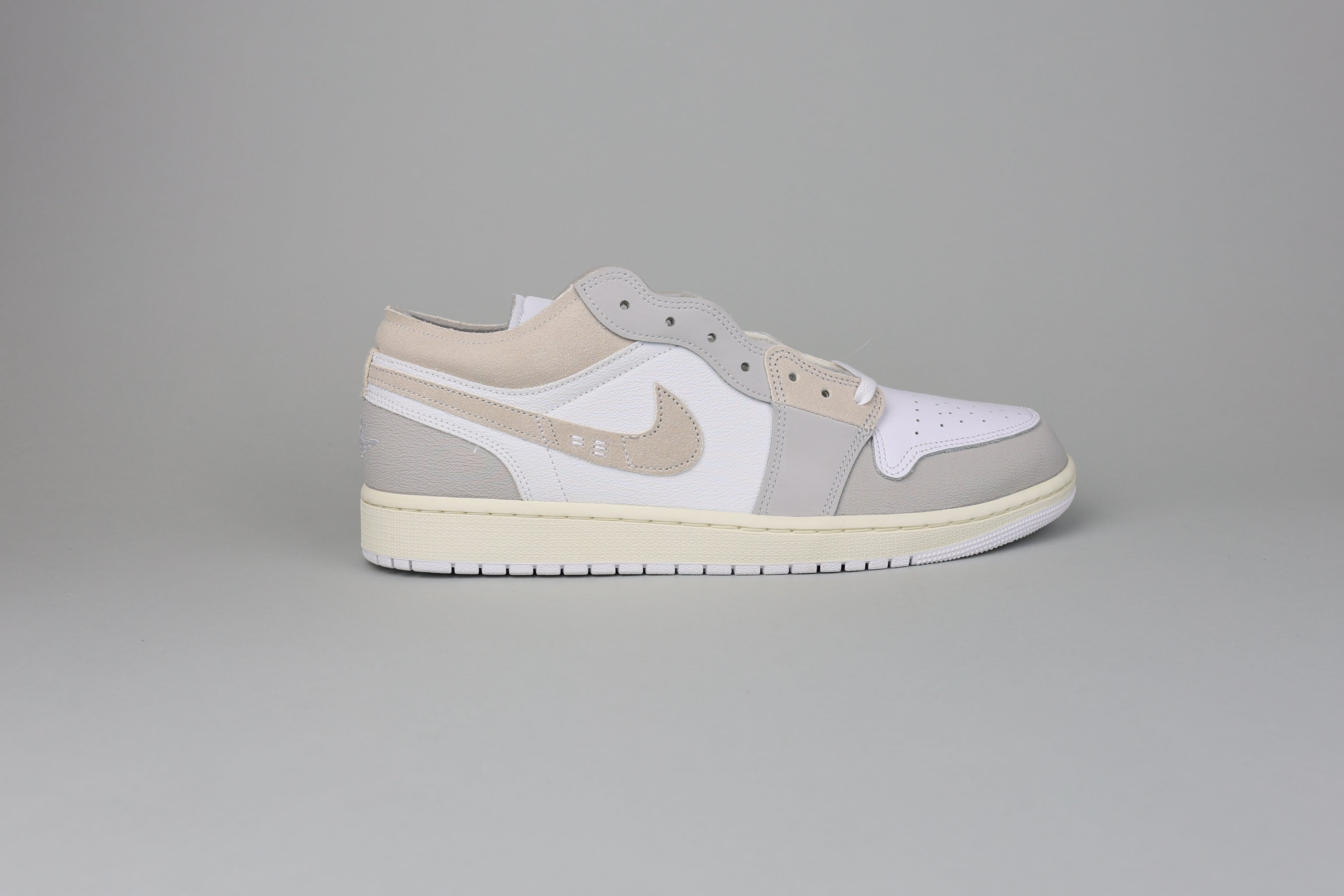 Jordan 1 Low SE Craft Inside Out Tech Grey - size 47 (ARCHIVE)-8653347488074-The Attic