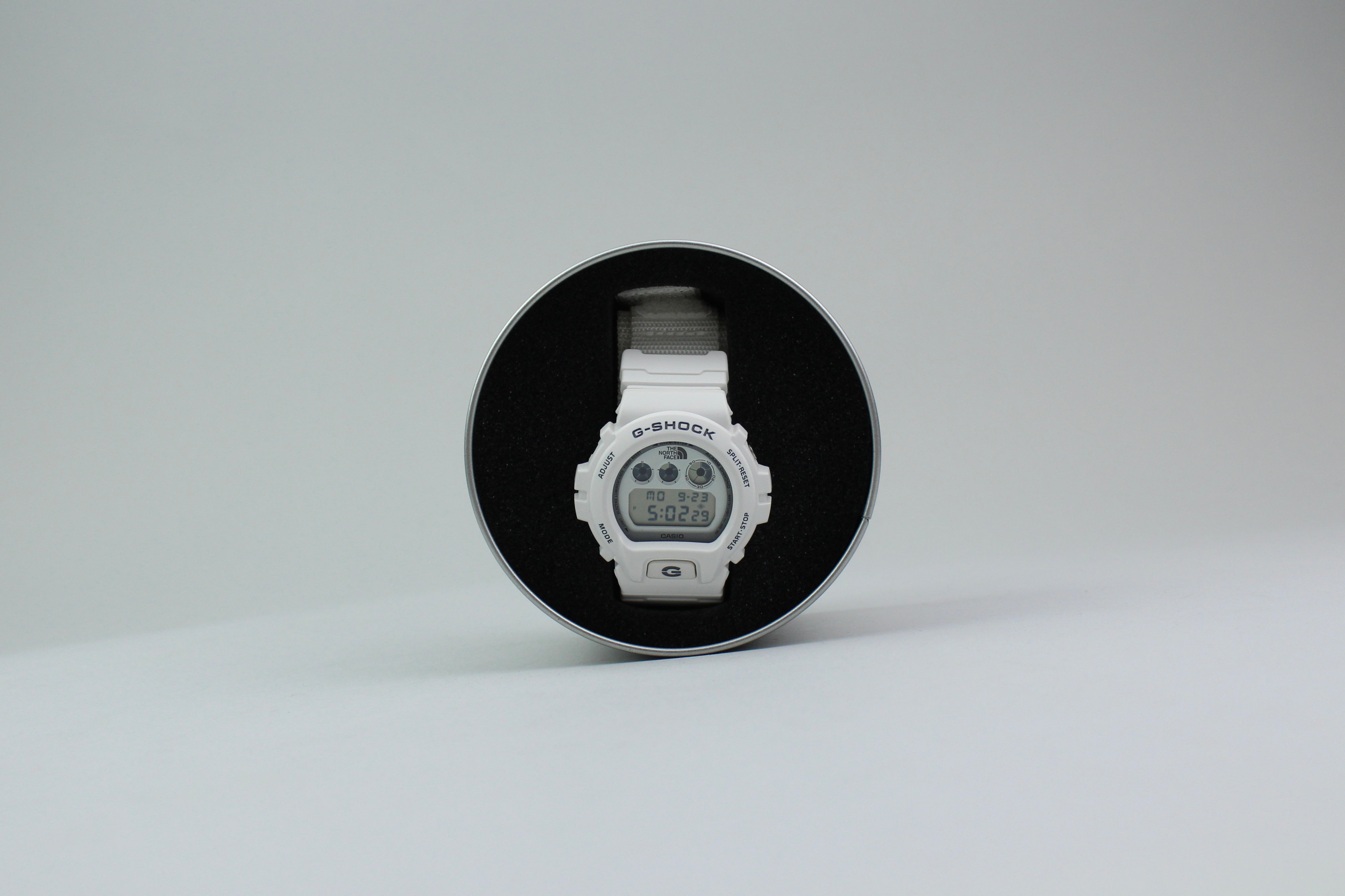 Supreme x The North Face x G-Shock Watch 'White' (ARCHIVE)-9508558111050-The Attic