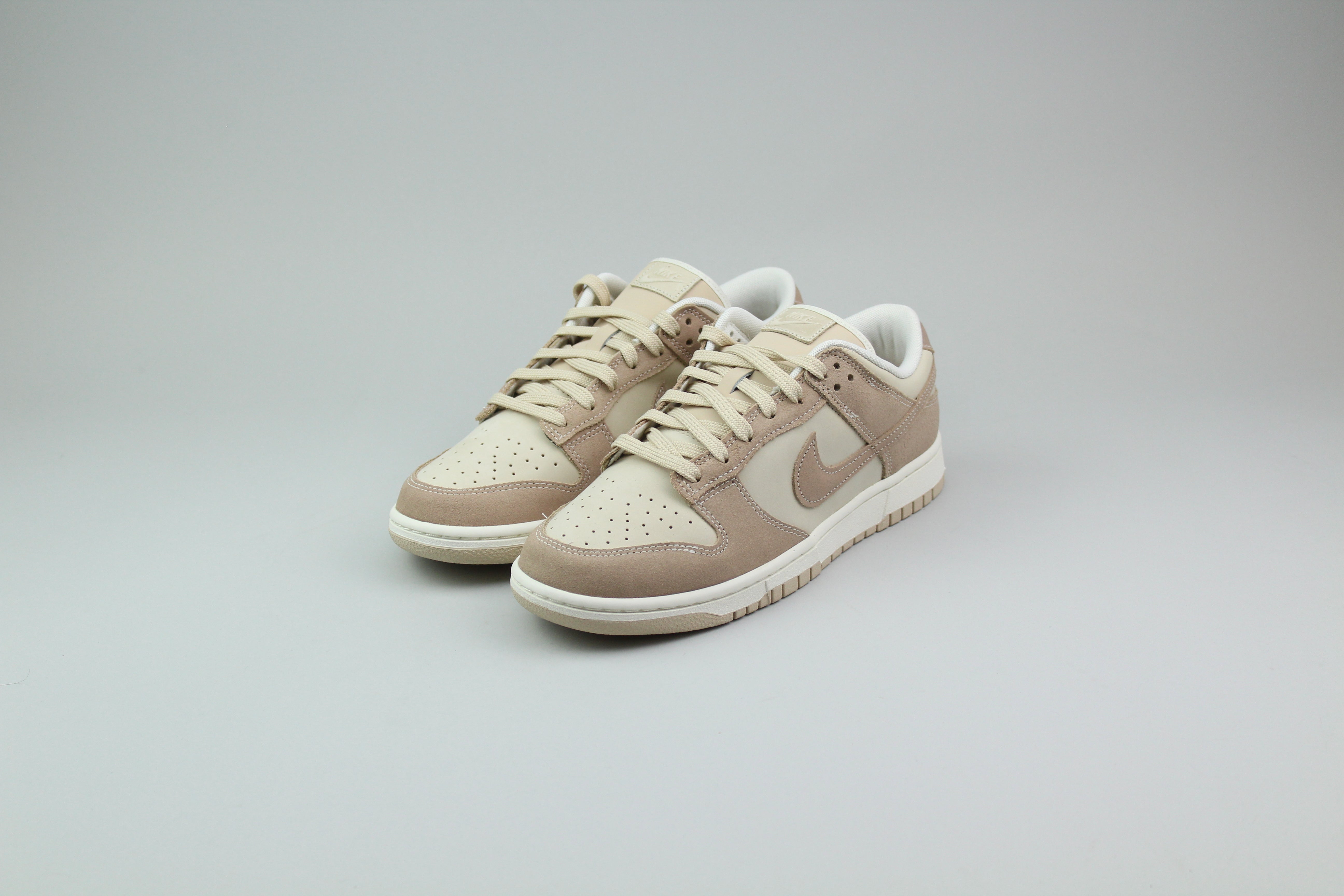 Nike Dunk Low SE Sandrift (Women's) - Size 42.5 (ARCHIVE)-9508158570826-The Attic