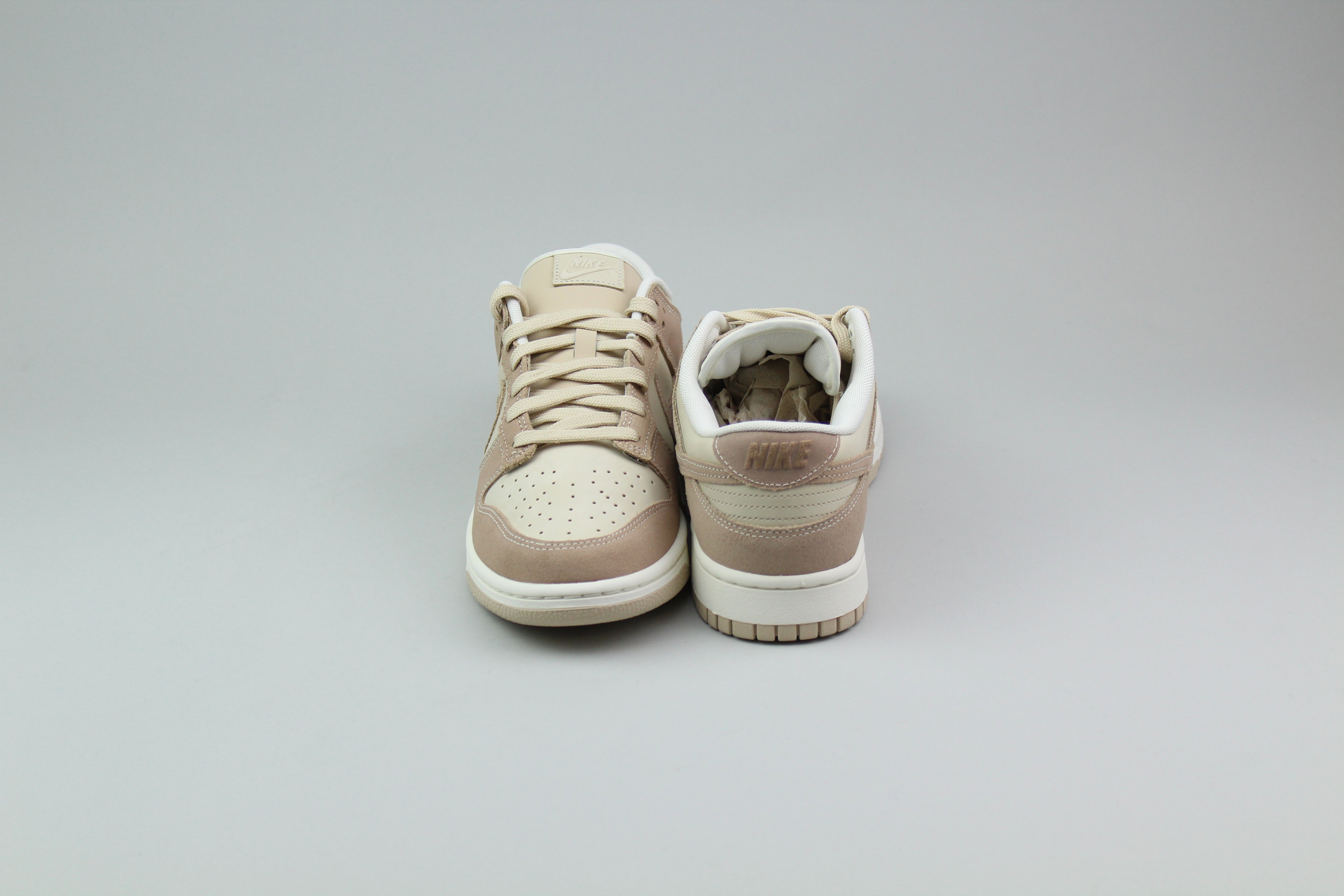 Nike Dunk Low SE Sandrift (Women's) - Size 42.5 (ARCHIVE)-9508158570826-The Attic