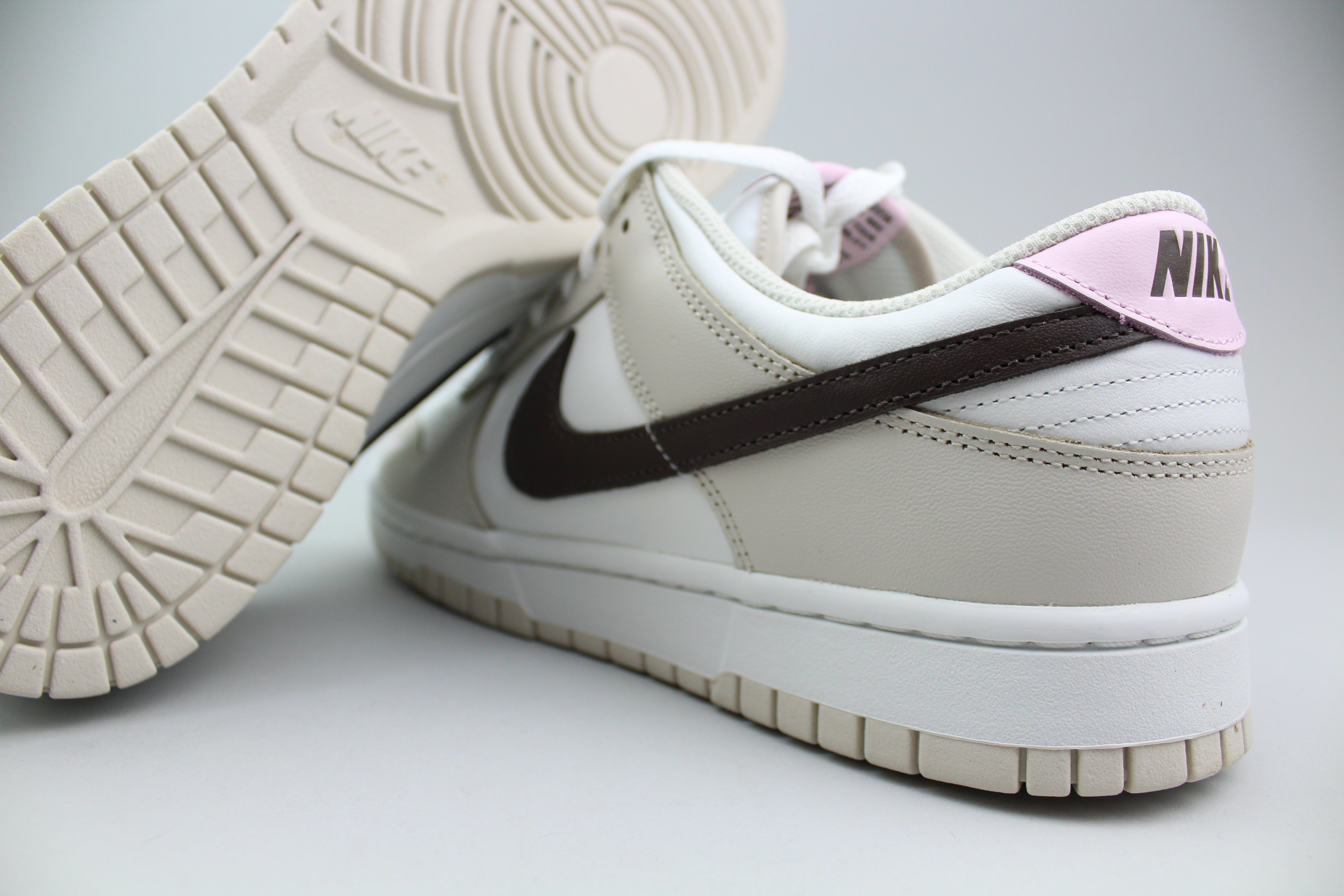 Nike Dunk Low 'Neapolitan'-9517891191114-The Attic