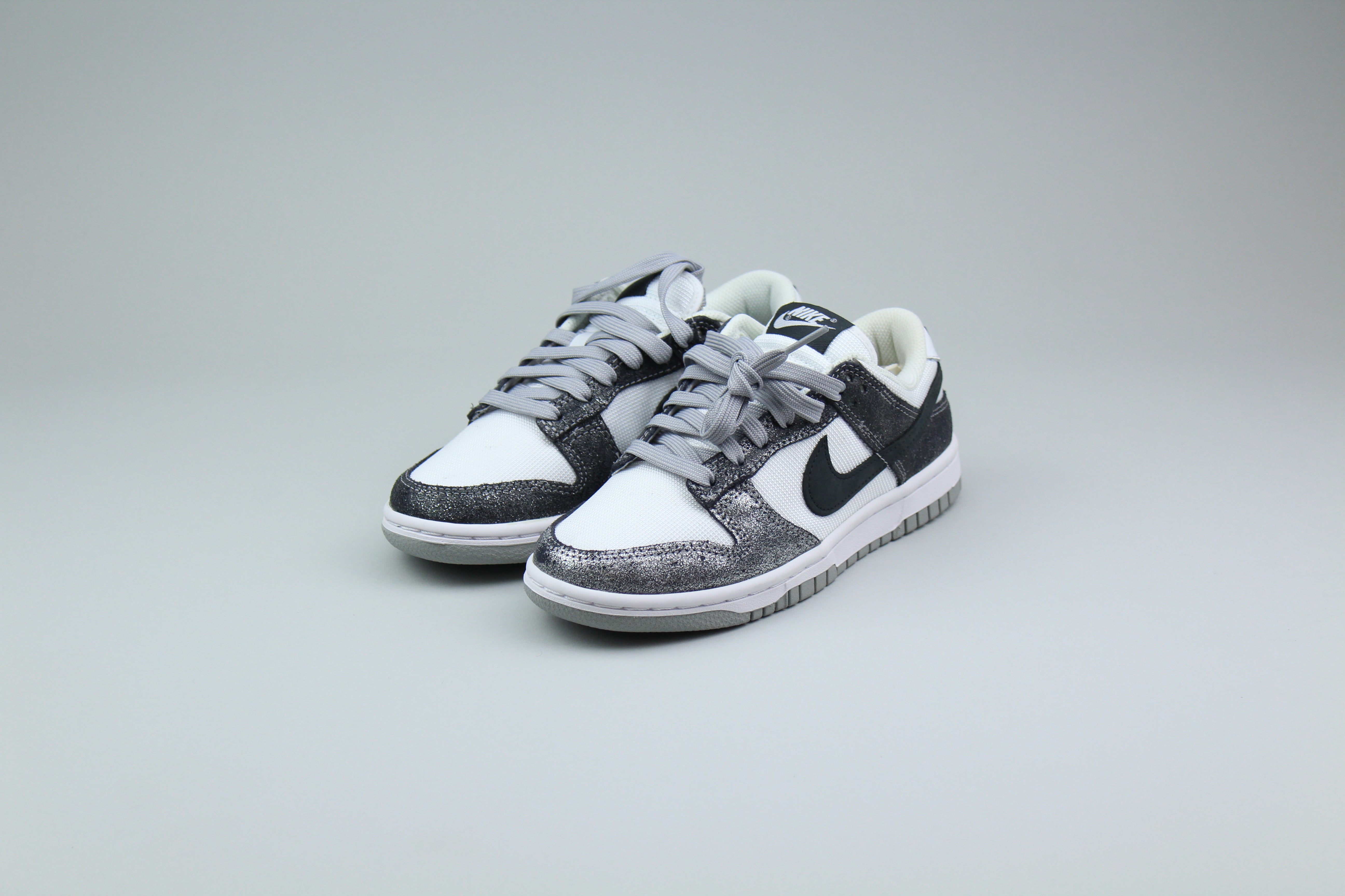 Nike Dunk Low 'Silver Leather' - Size 35.5 (ARCHIVE)-9527435100490-The Attic