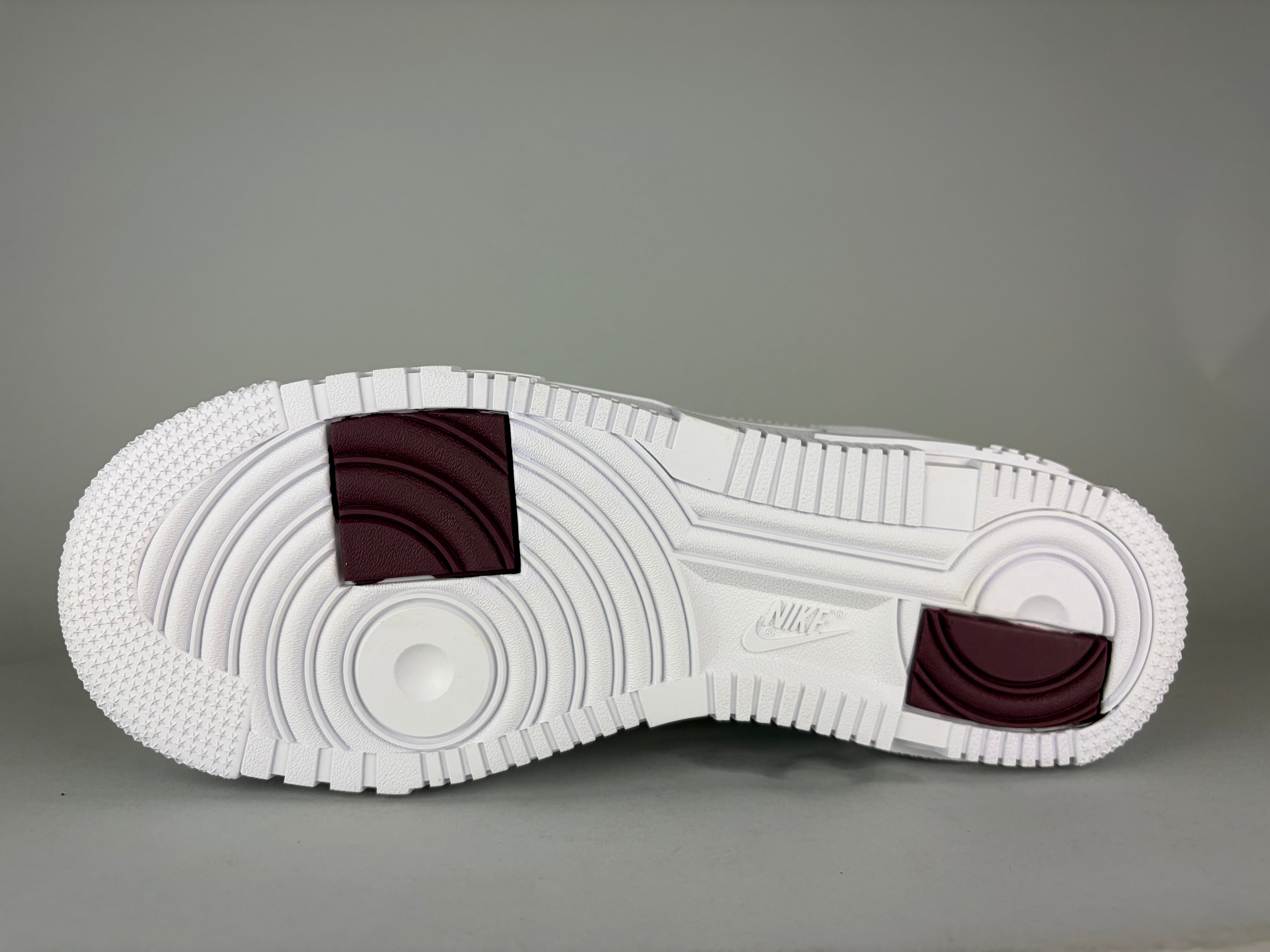 Nike Air Force 1 Pixel ‘White Gold Chain’ (W) - Talla 41 (ARCHIVO)
