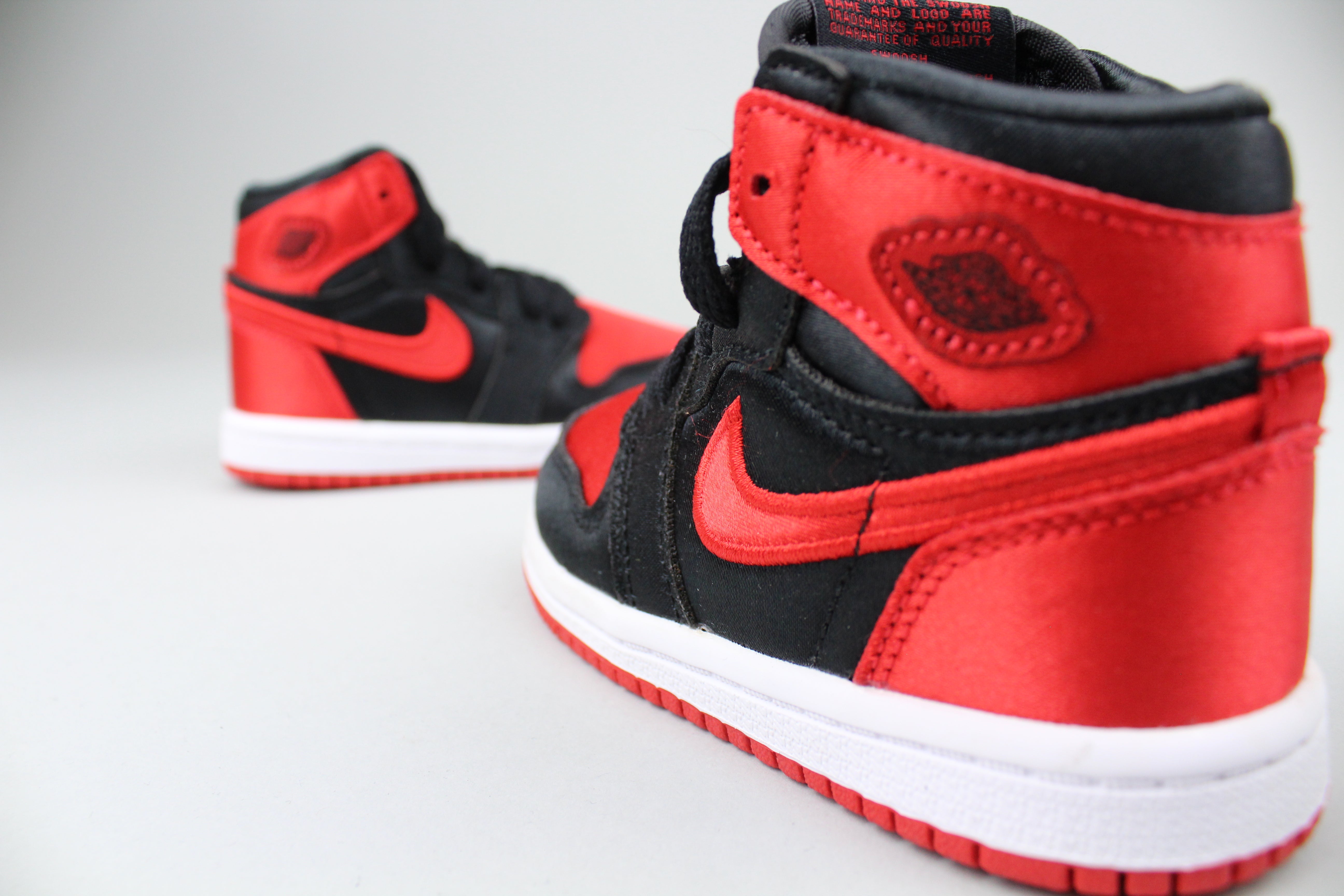 Air Jordan 1 'Satin Bred' (TD)-8613828854090-The Attic