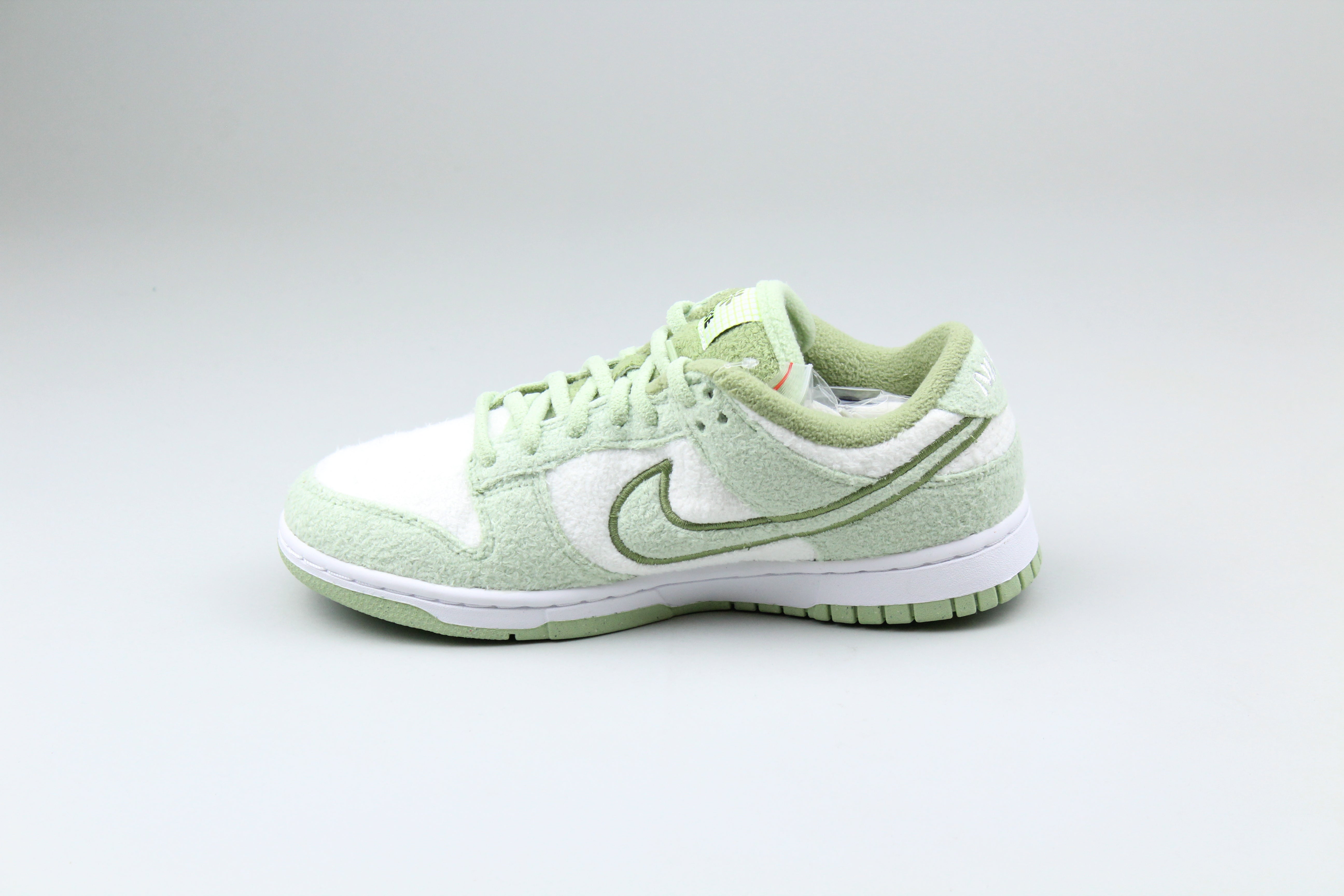 Nike Dunk Low SE Fleece Pack 'Honeydew'-8567996973386-The Attic