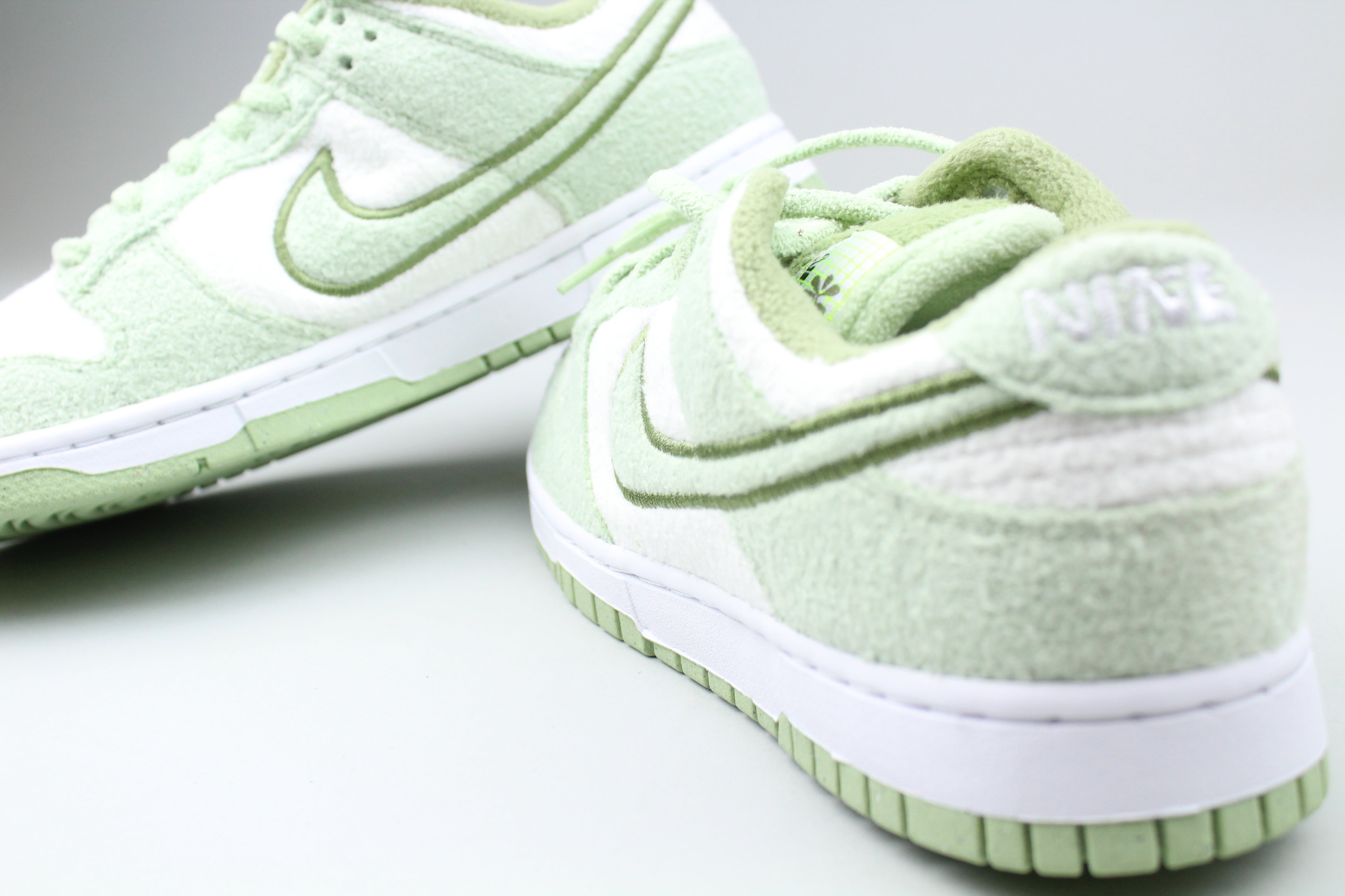 Nike Dunk Low SE Fleece Pack 'Honeydew'-8567996973386-The Attic