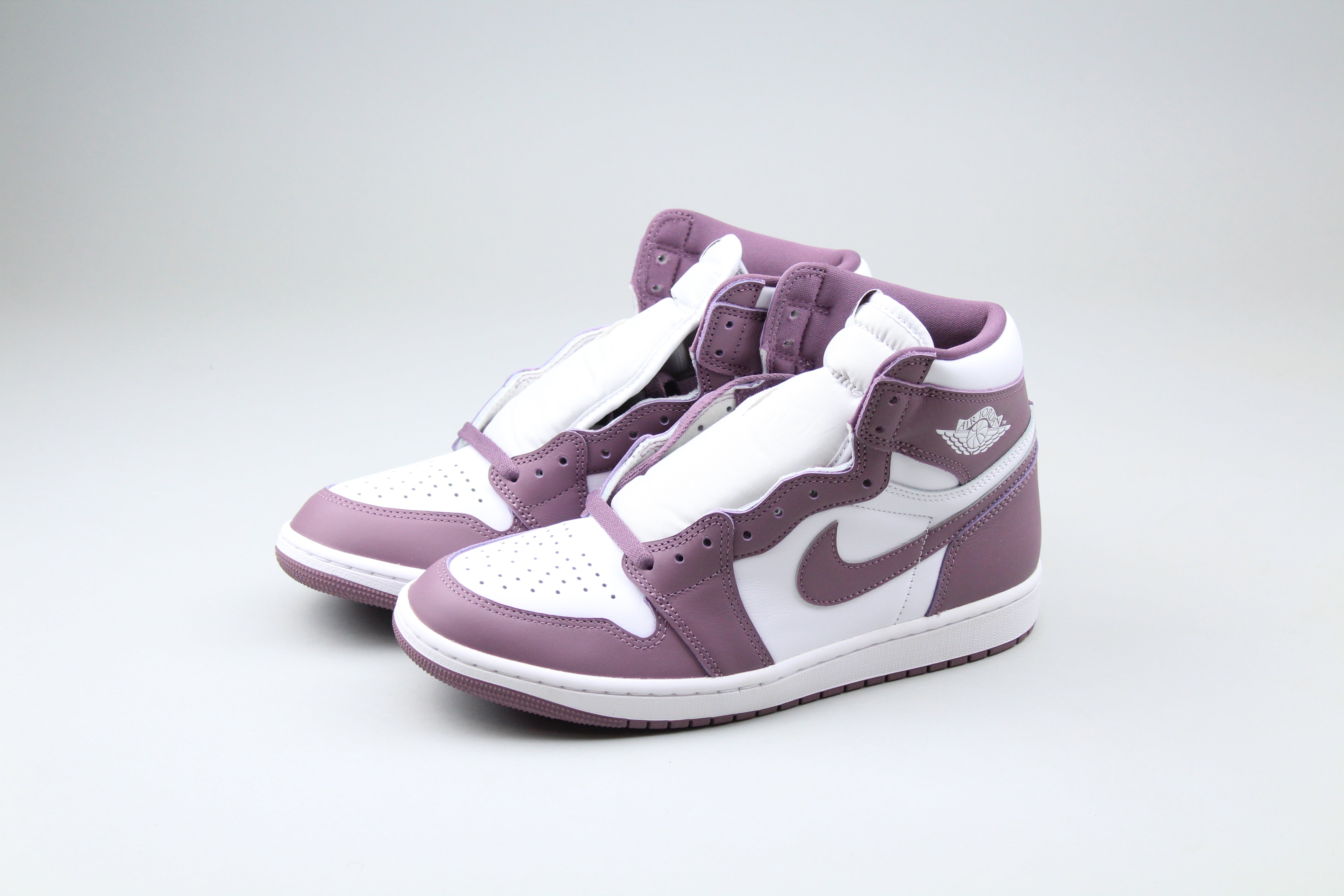 Air Jordan 1 Retro High OG 'Mauve'-8572481700170-The Attic