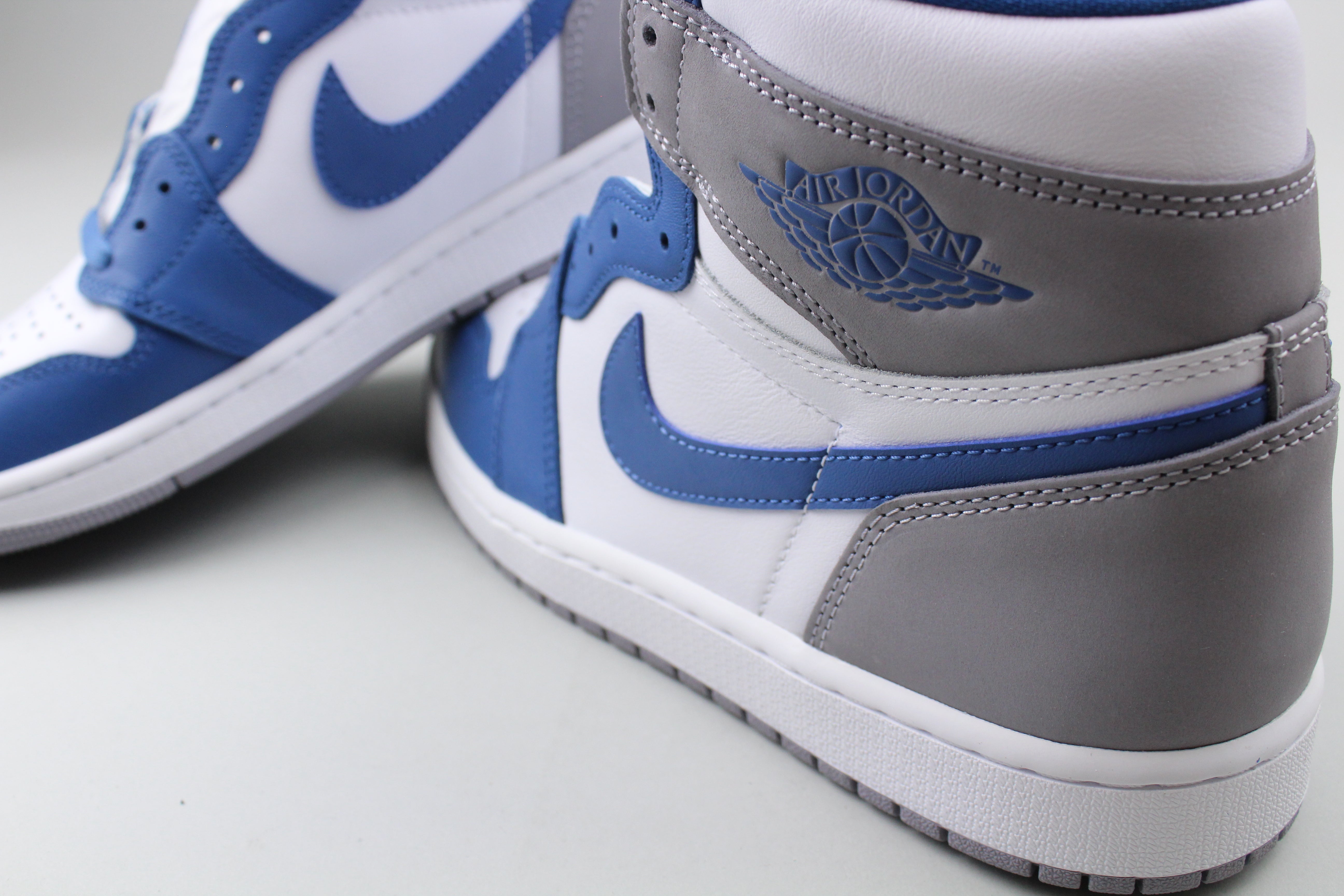 Jordan 1 Retro High OG 'True Blue'-8393496625482-The Attic