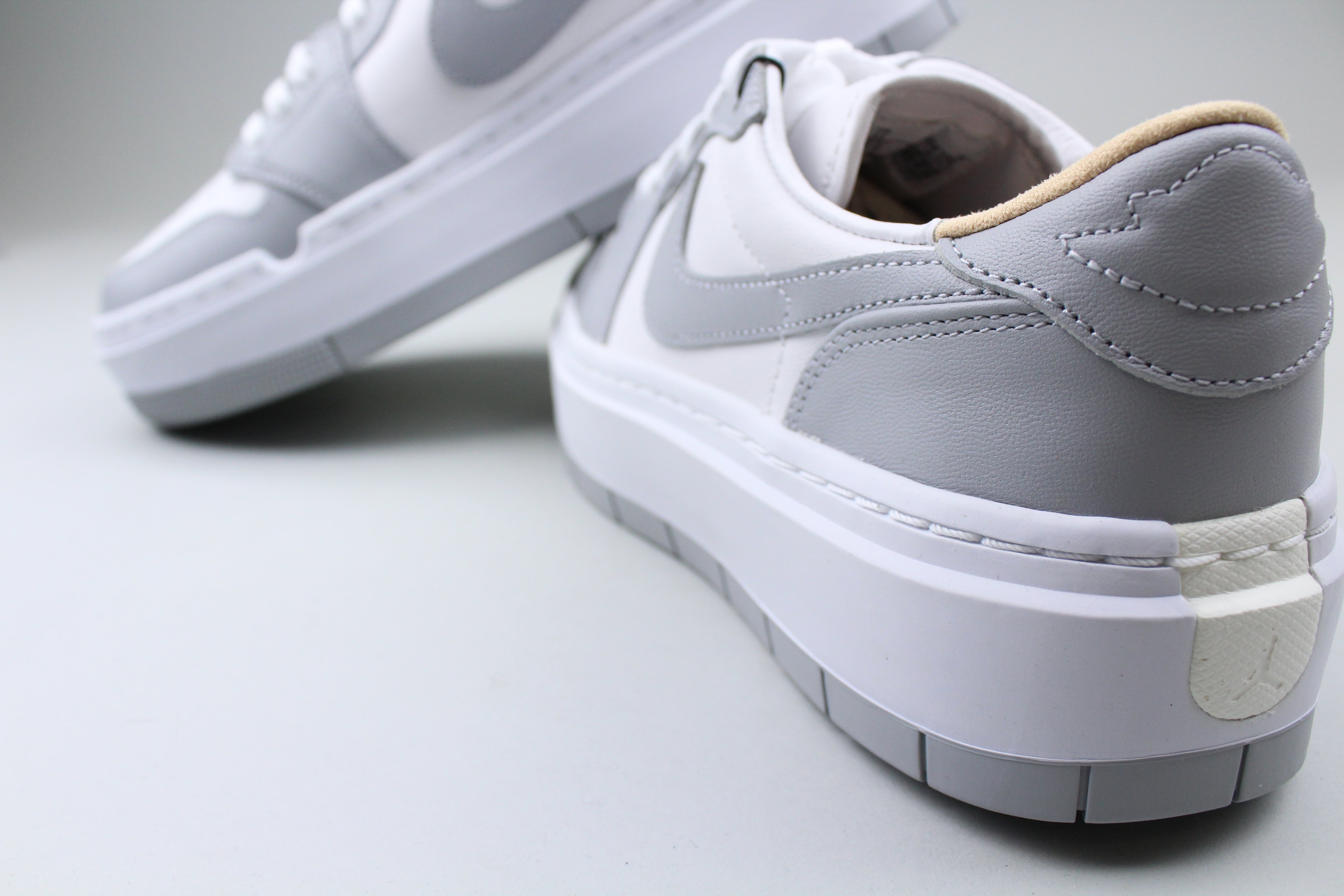 Jordan 1 Elevate Low 'Wolf Grey'-8364833931594-The Attic