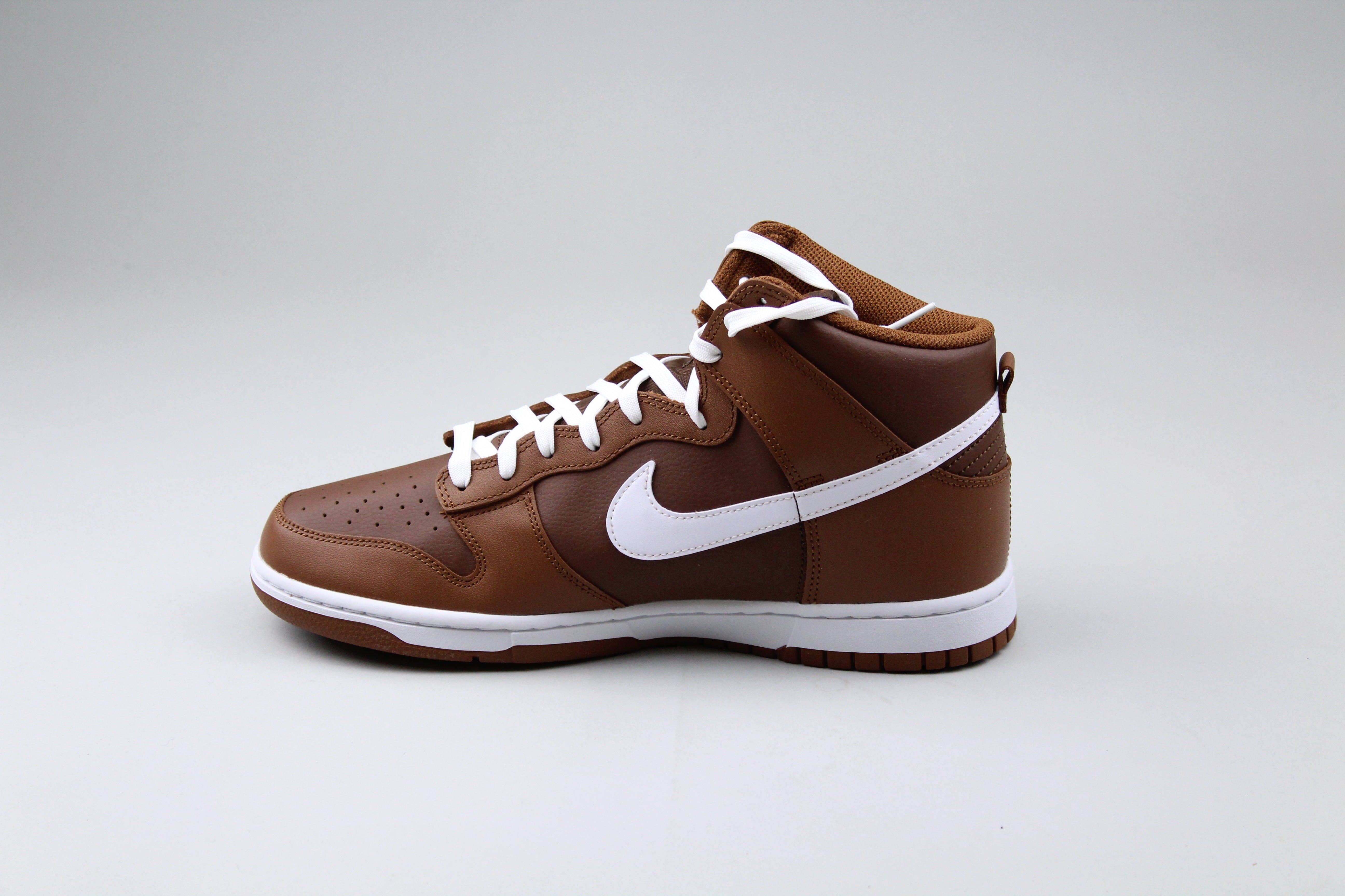 Nike Dunk High 'Chocolate'-8364863127882-The Attic