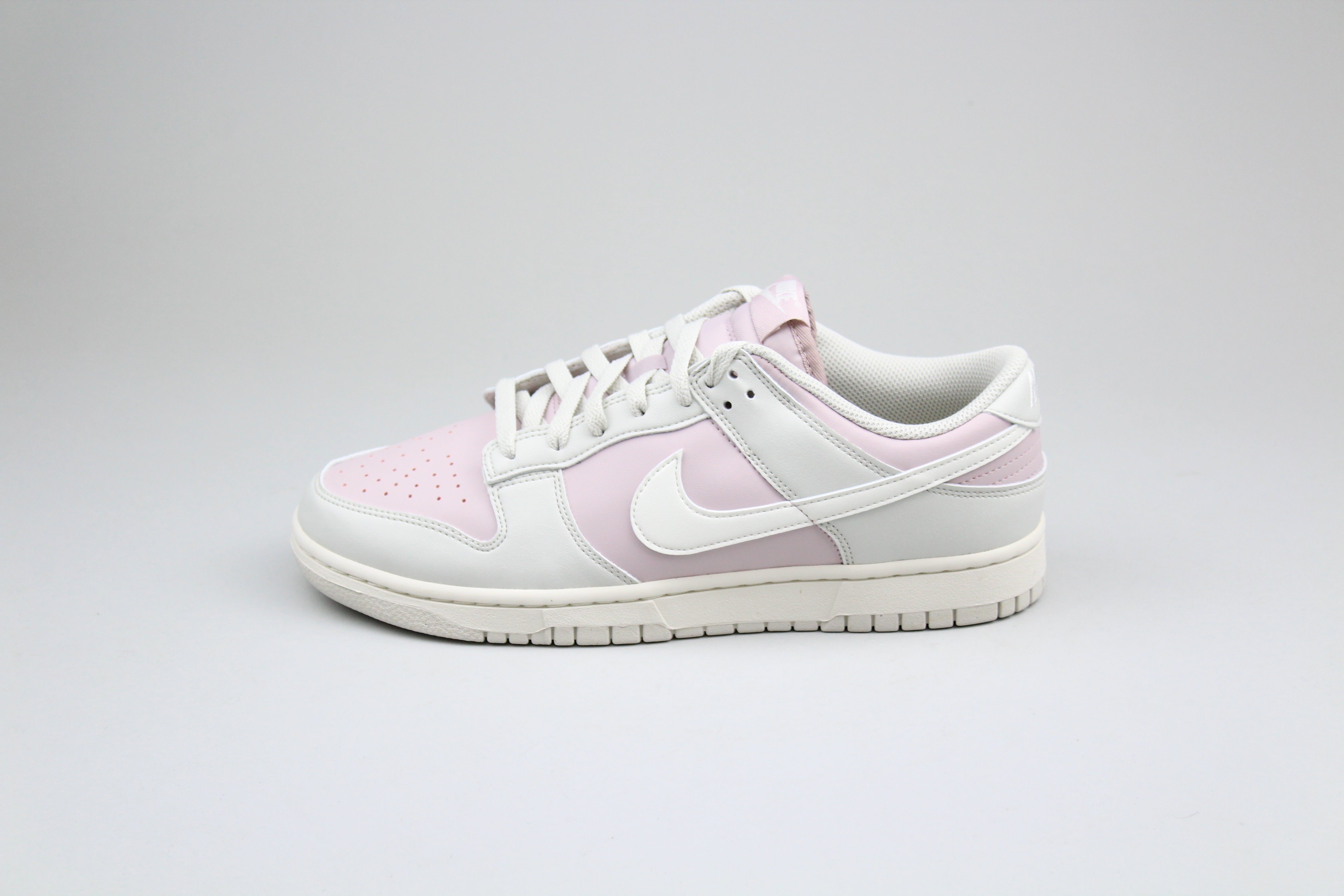 Nike Dunk Low 'Platinum Violet' (W)-8660368818506-The Attic