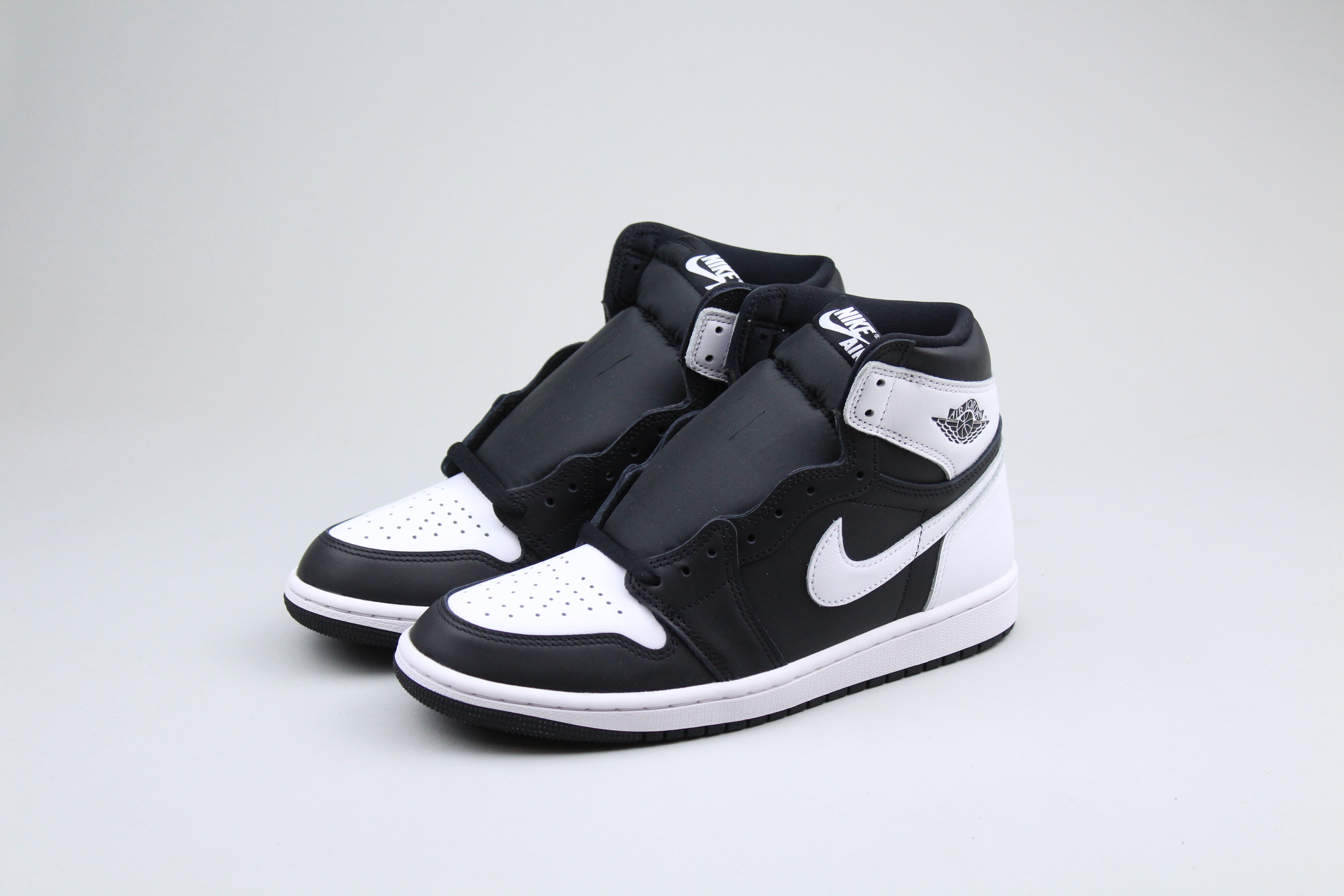 Aj1 High Reverse Panda Jordan High OG 'Reverse Panda' – The Attic