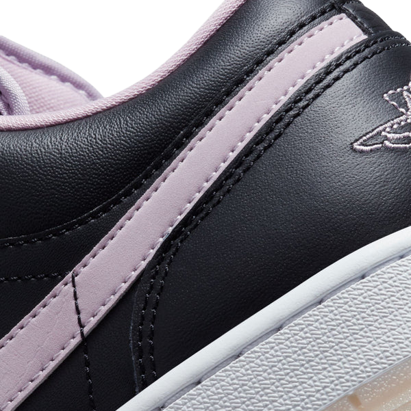 Jordan 1 Low 'Black Lilac'