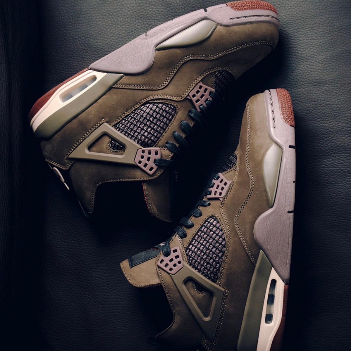 Jordan 4 Retro SP A Ma Maniére 'Dark Mocha'