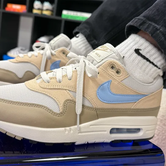 Nike Air Max 1 Essential 'Sanddrift Psychic Blue'