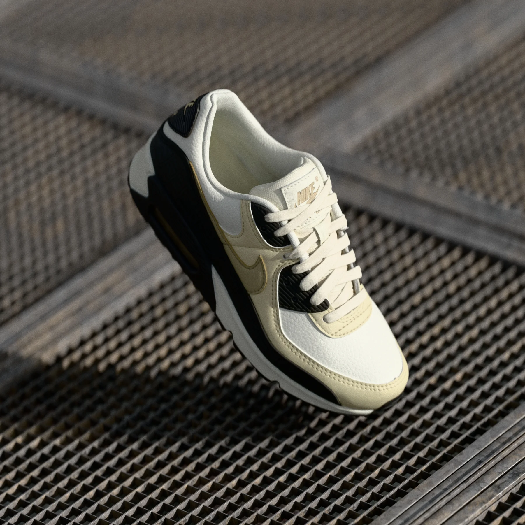 Nike Air Max 90 'Sail Black Croc' (W)
