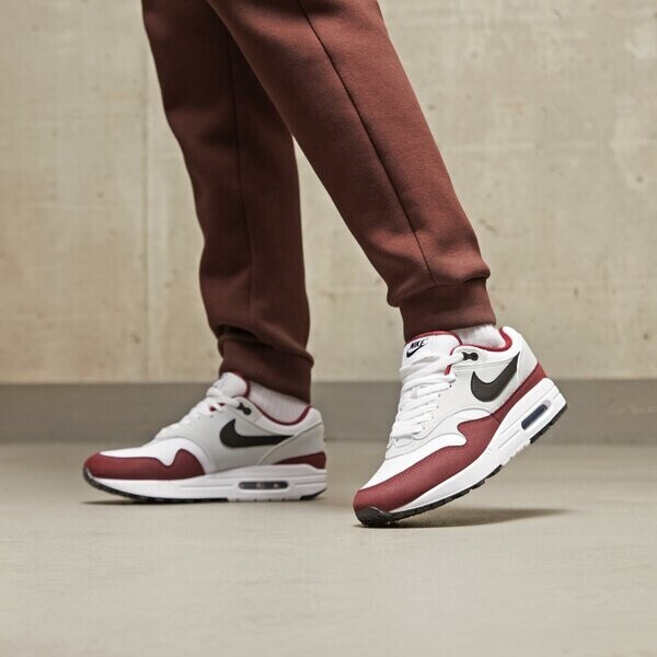 Nike Air Max 1 'Dark Team Red'