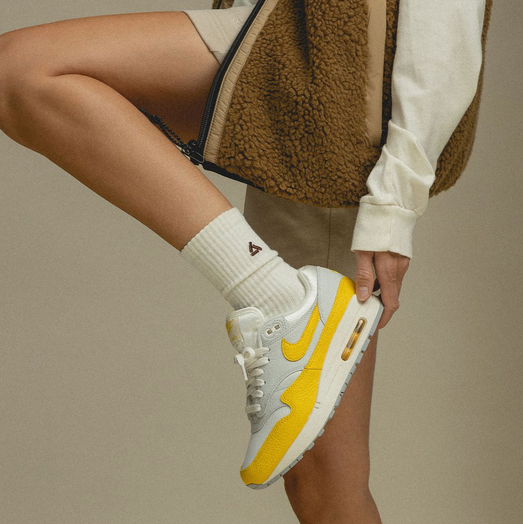 Nike Air Max 1 'Tour Yellow' (W)