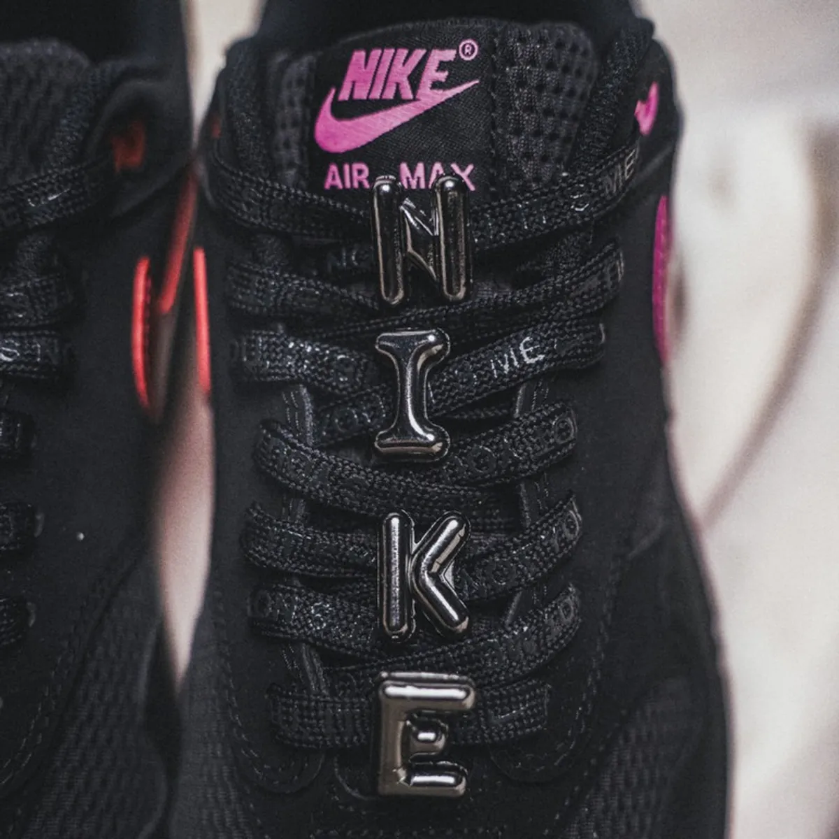 Nike Air Max 1 Valentine's Day 'Black' (2025)