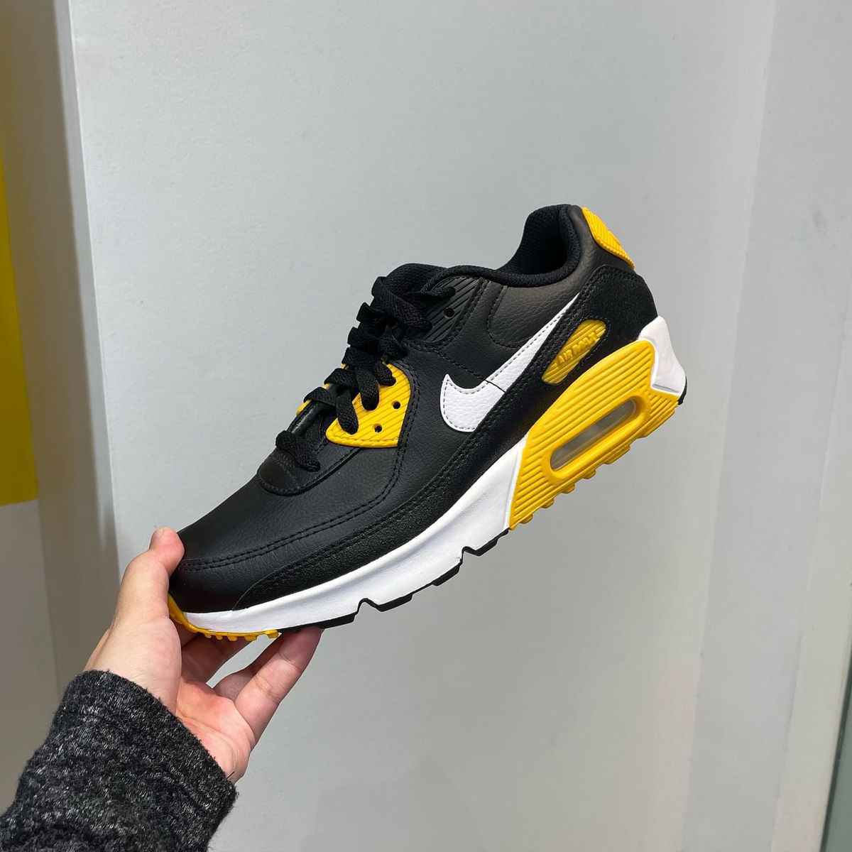 Nike Air Max 90 'Black University Gold White'