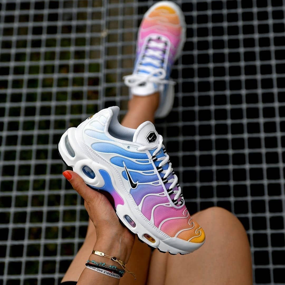 nike summer gradient