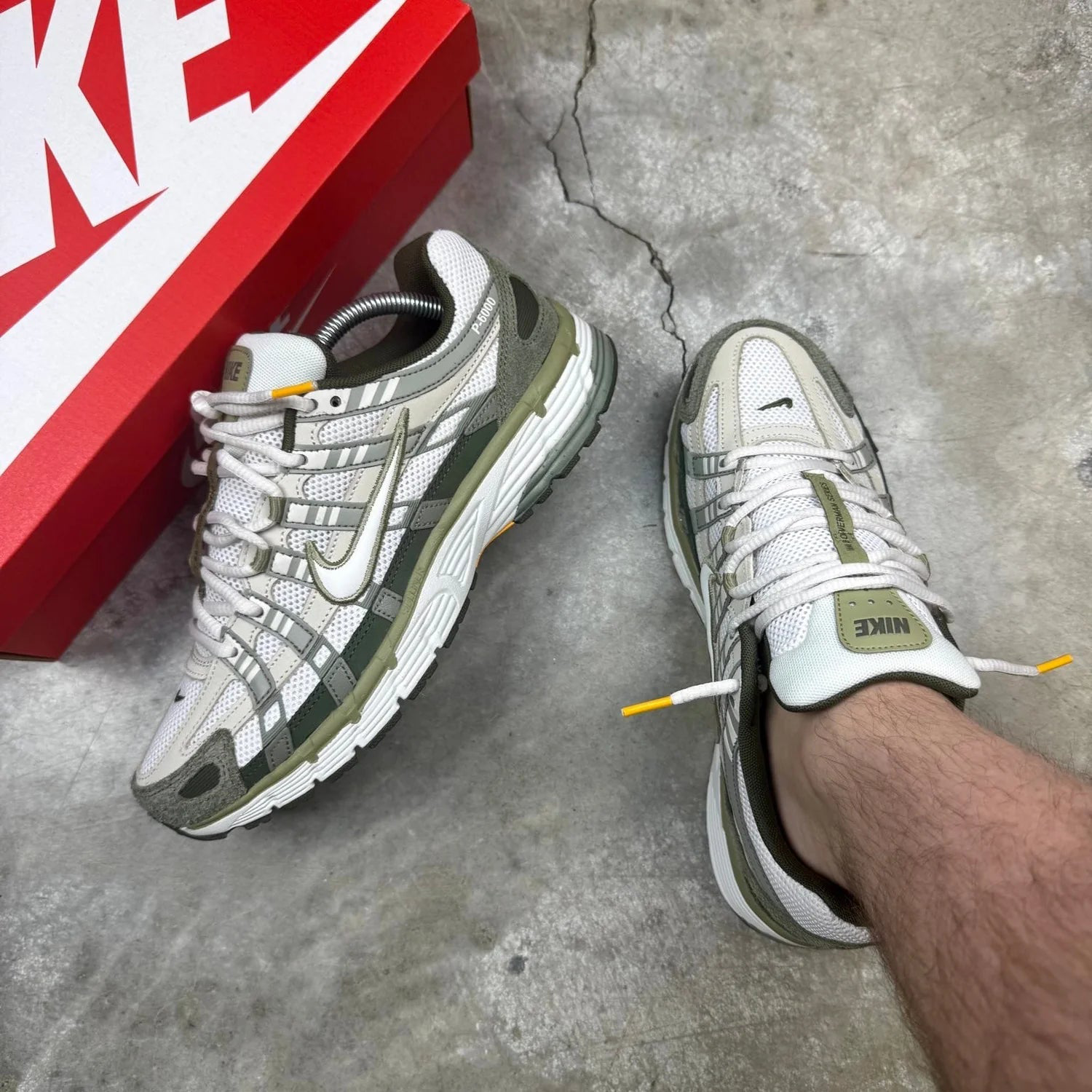 Nike P-6000 'Caqui Ejército Ligero'