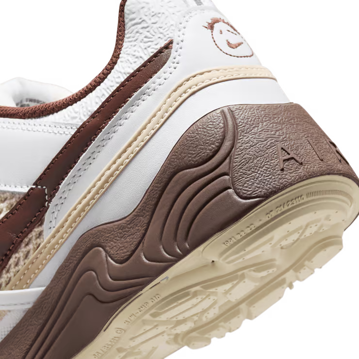 Nike Zoom Field Jaxx Travis Scott 'Light Chocolate'