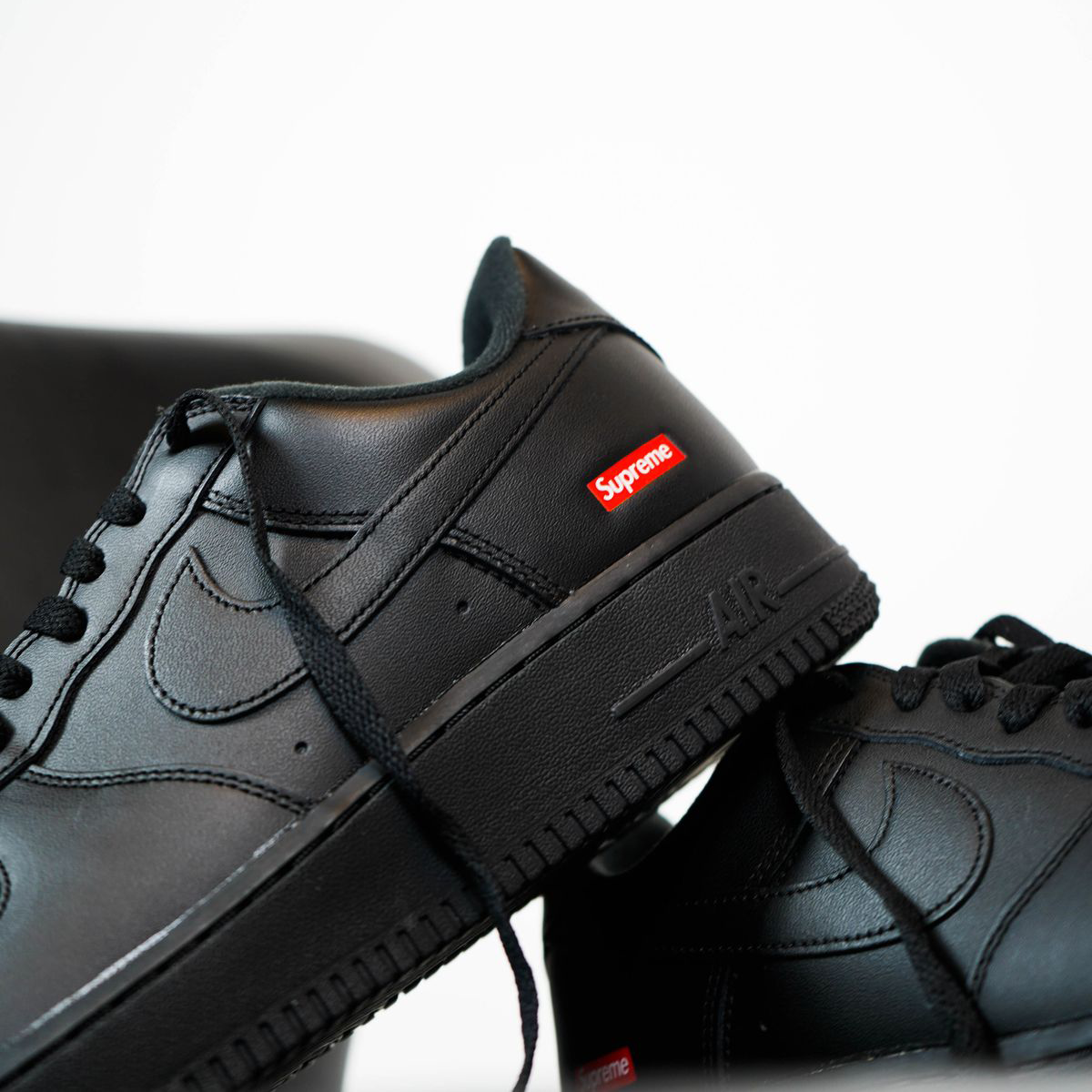Nike x Supreme Air Force 1 Low 'Black' – The Attic
