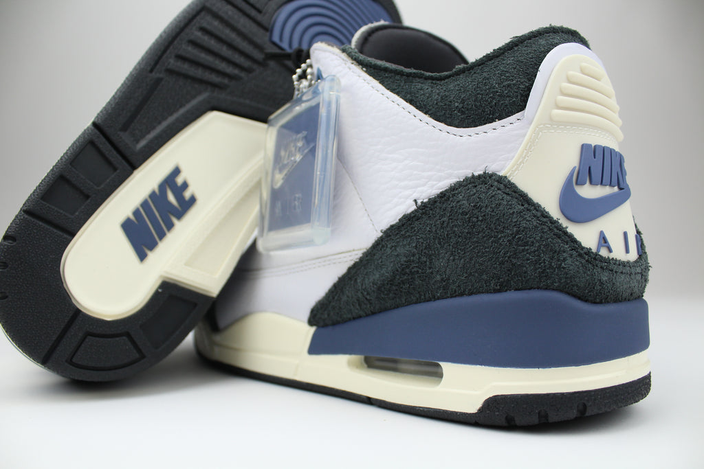  A Ma Maniére x Air Jordan 3 'For The Love' – exclusive collaboration sneakers featuring premium materials, intricate design details, and a unique colourway, ideal for sneaker collectors and streetwear enthusiasts.