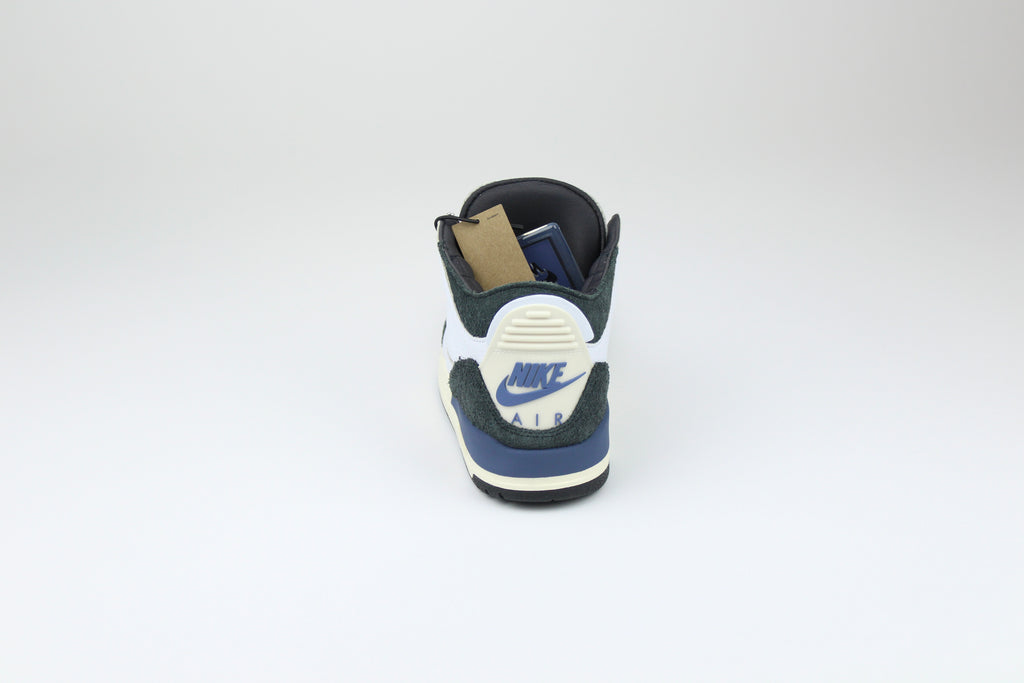 A Ma Maniére x Air Jordan 3 'For The Love' – exclusive collaboration sneakers featuring premium materials, intricate design details, and a unique colourway, ideal for sneaker collectors and streetwear enthusiasts.