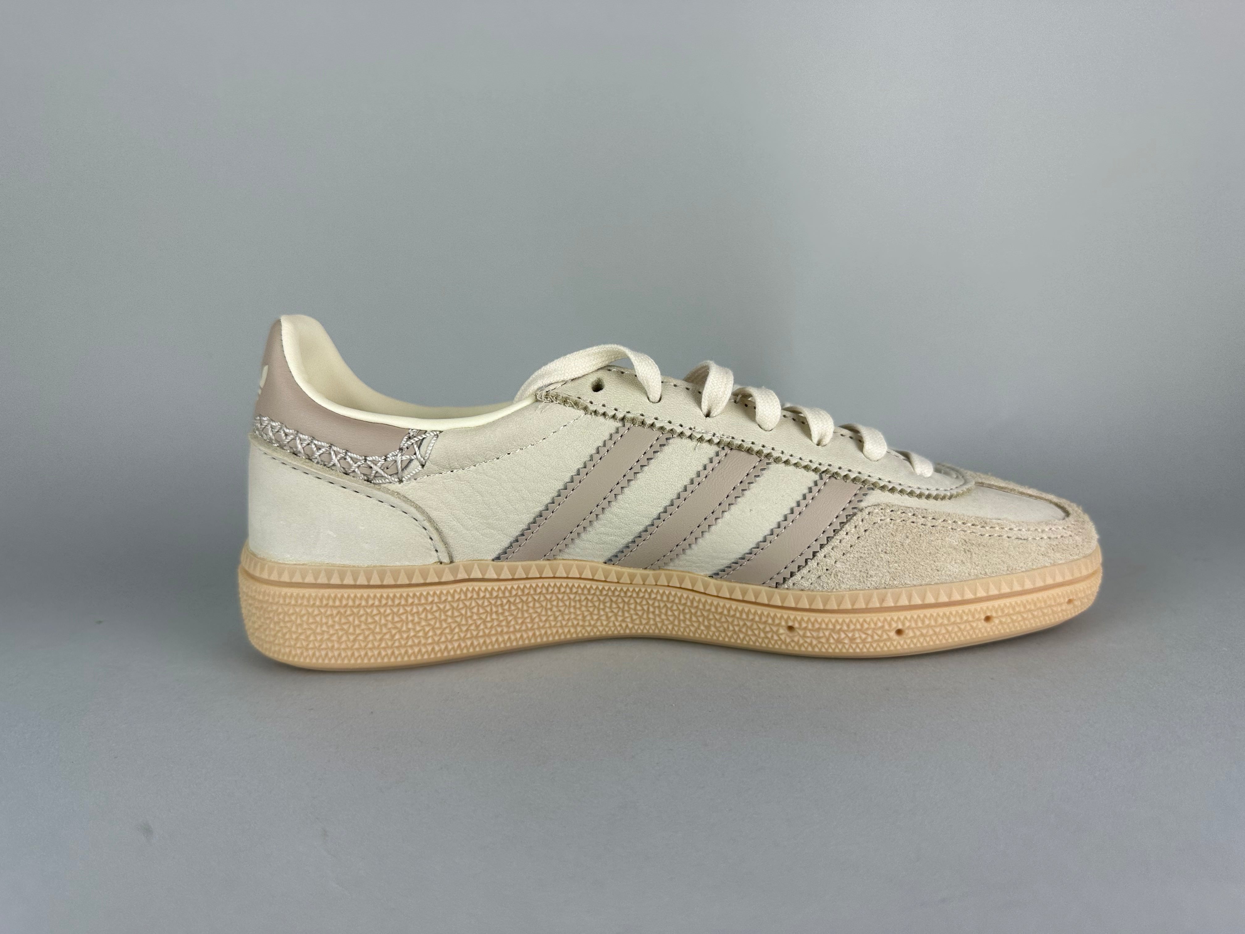 adidas Women's Handball Spezial 'Cream White Wonder Beige - Size 36 (ARCHIVE)