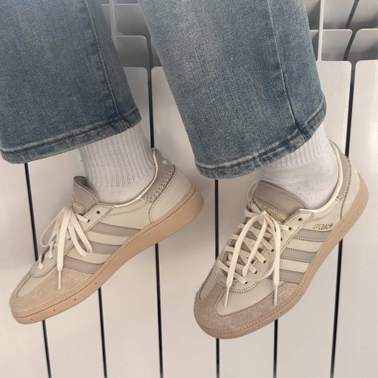 adidas Women's Handball Spezial 'Cream White Wonder Beige'