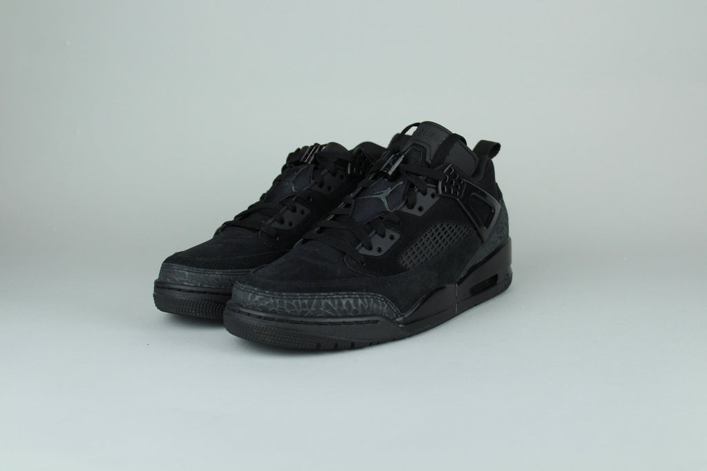 Air Jordan 3 Retro Black Cat sneakers 2025 front view, black leather and grey accents, premium basketball shoe, limited edition