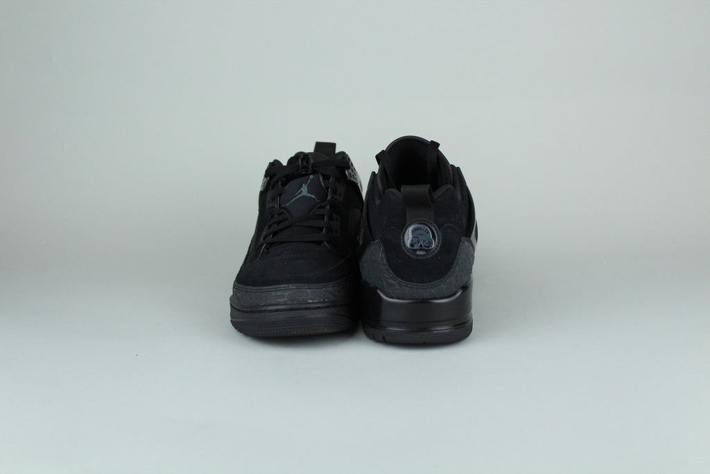 Air Jordan 3 Retro Black Cat sneakers 2025 front view, black leather and grey accents, premium basketball shoe, limited edition