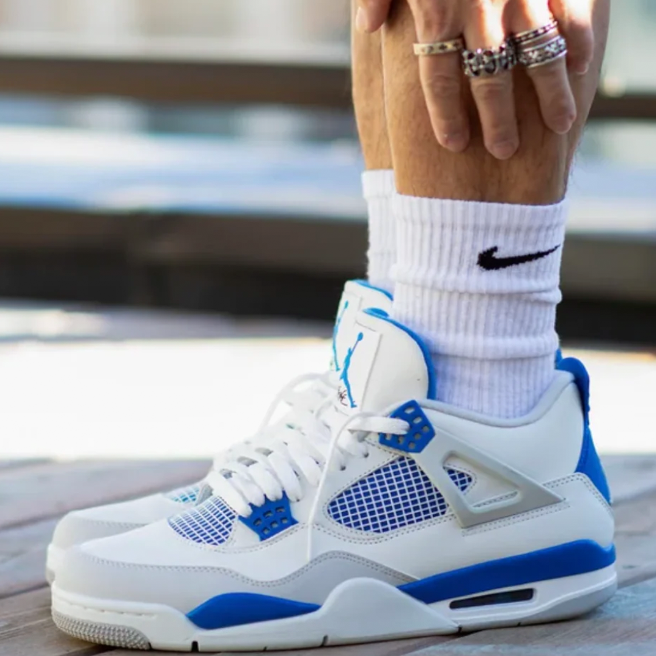 Air Jordan 4 OG Military Blue GS with white leather upper and blue accents