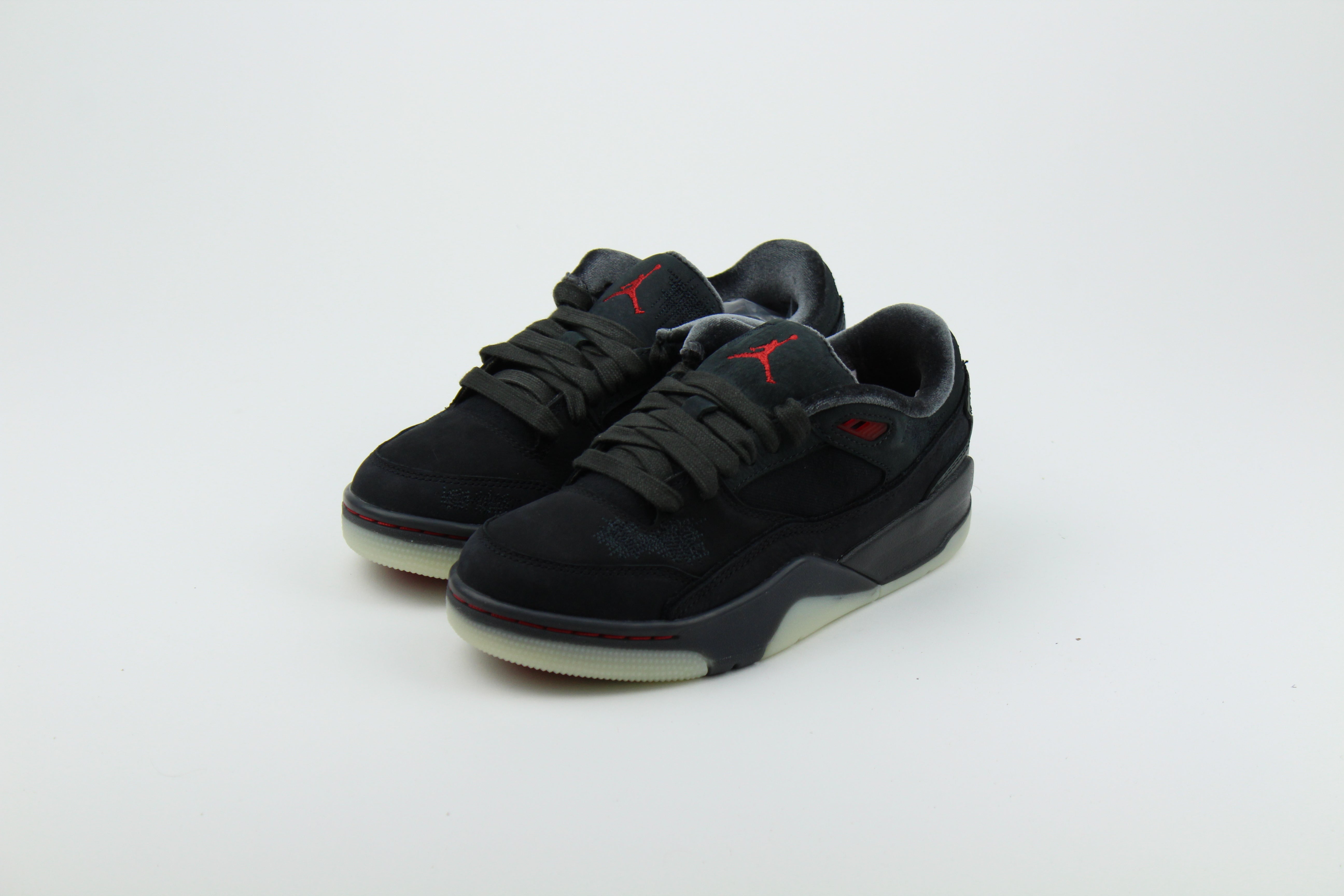 Air Jordan Flight Court x Who Decides War ‘Bred’ (Women’s) blends classic Jordan style with raw edge and elevated detailing, style with cargos and statement pieces for a clean creative look.
