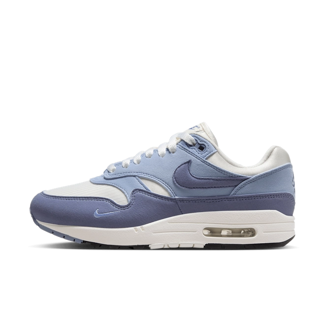 Nike Air Max 1 '87 Textile sneakers in 'Ashen Slate' colorway, vintage-inspired athletic shoes with slate and grey accents, ideal for casual and sporty looks.
