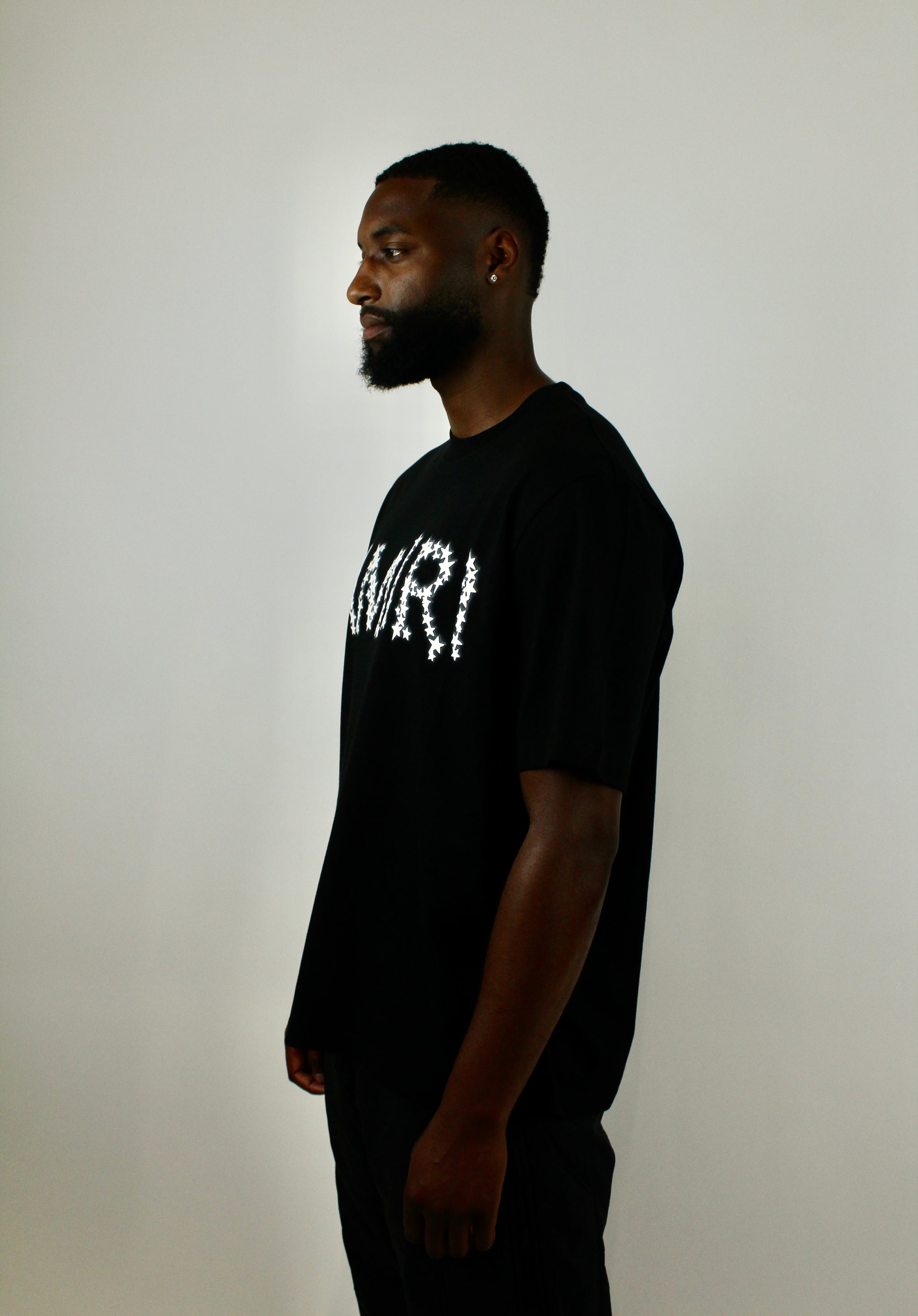 amiri-stars-logo-tee-black-