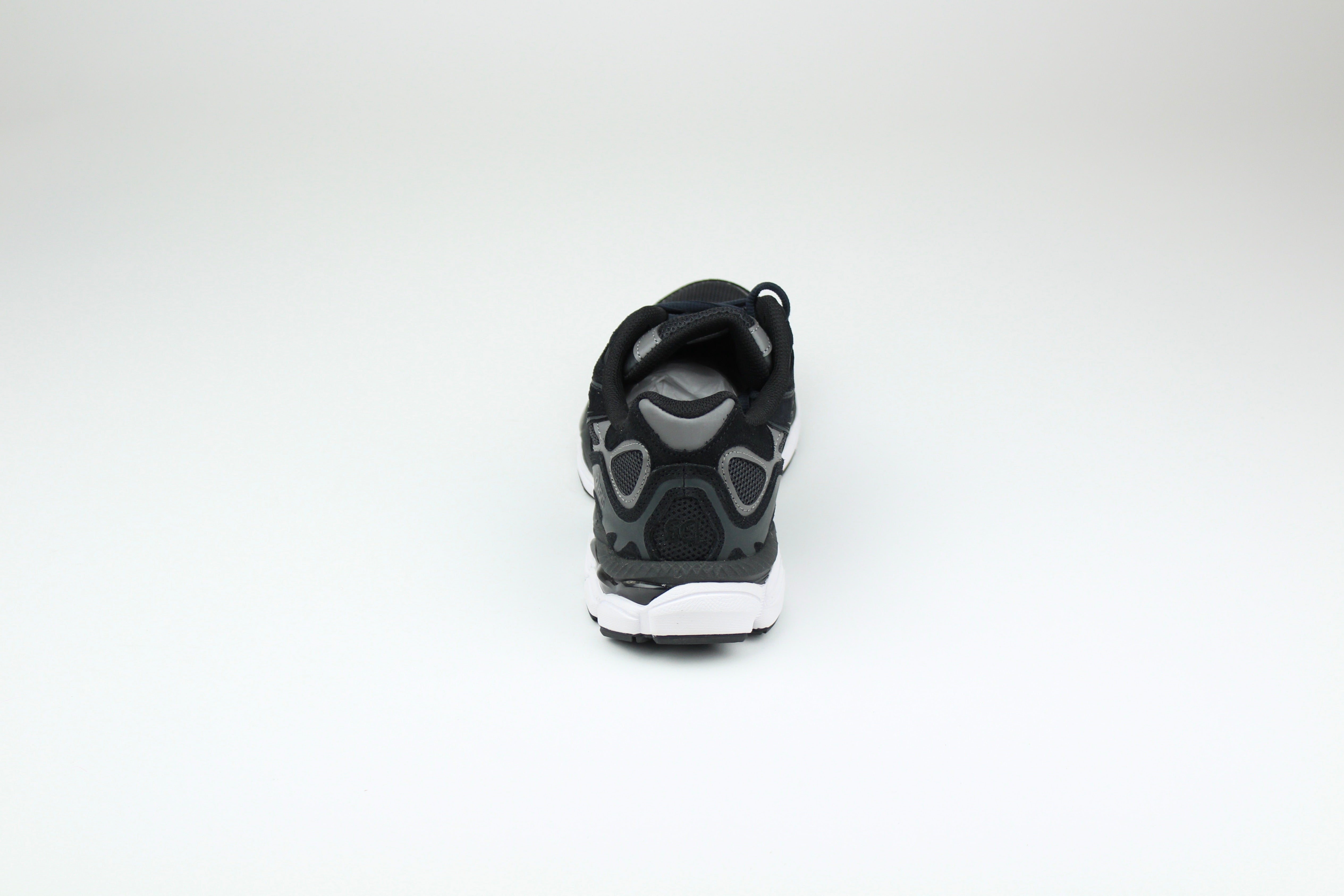 ASICS Gel-NYC Graphite Grey – Modern Running-Inspired Sneakers, Grey Lifestyle Shoes, Comfortable Streetwear Trainers