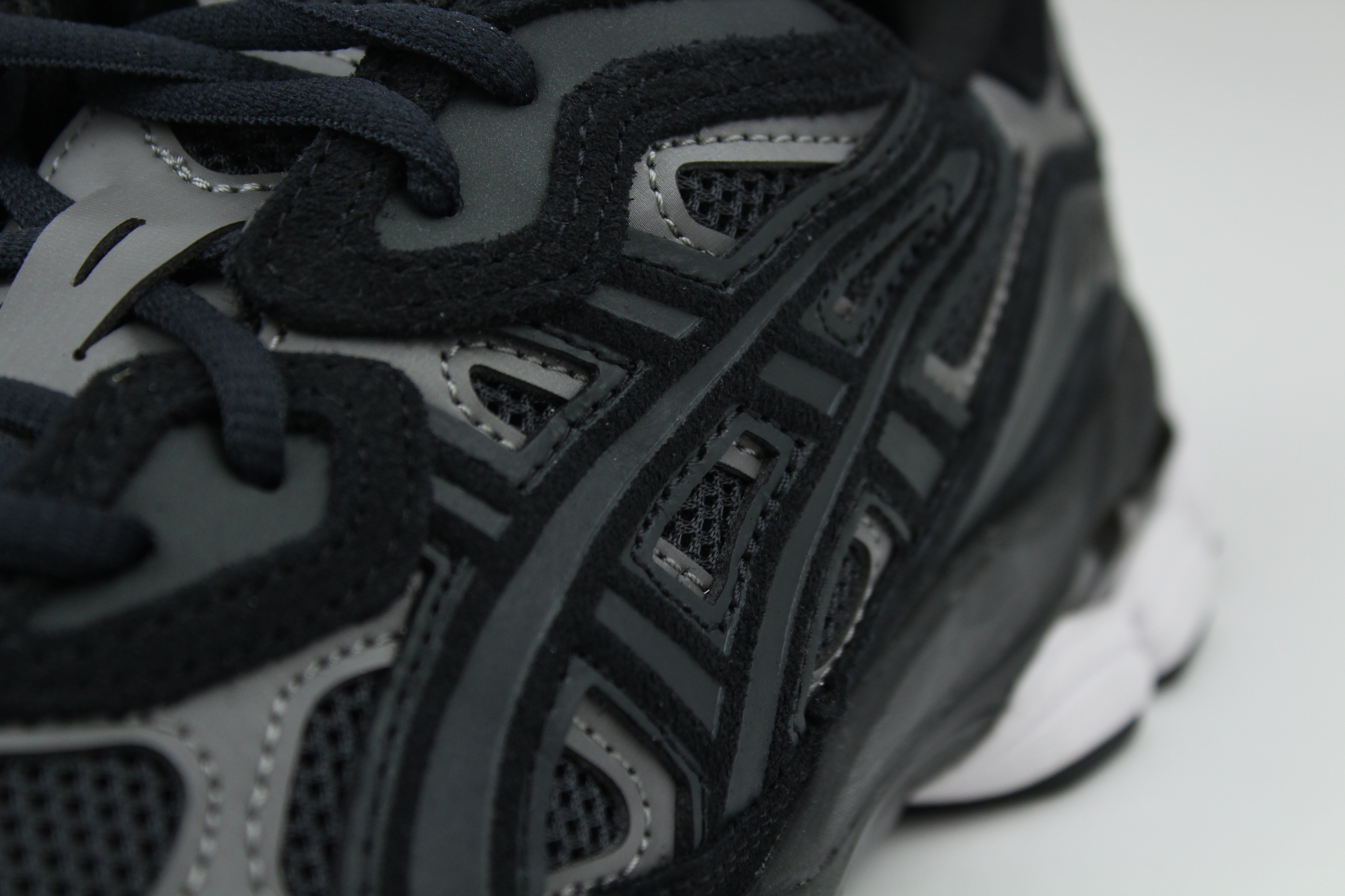 ASICS Gel-NYC Graphite Grey – Modern Running-Inspired Sneakers, Grey Lifestyle Shoes, Comfortable Streetwear Trainers