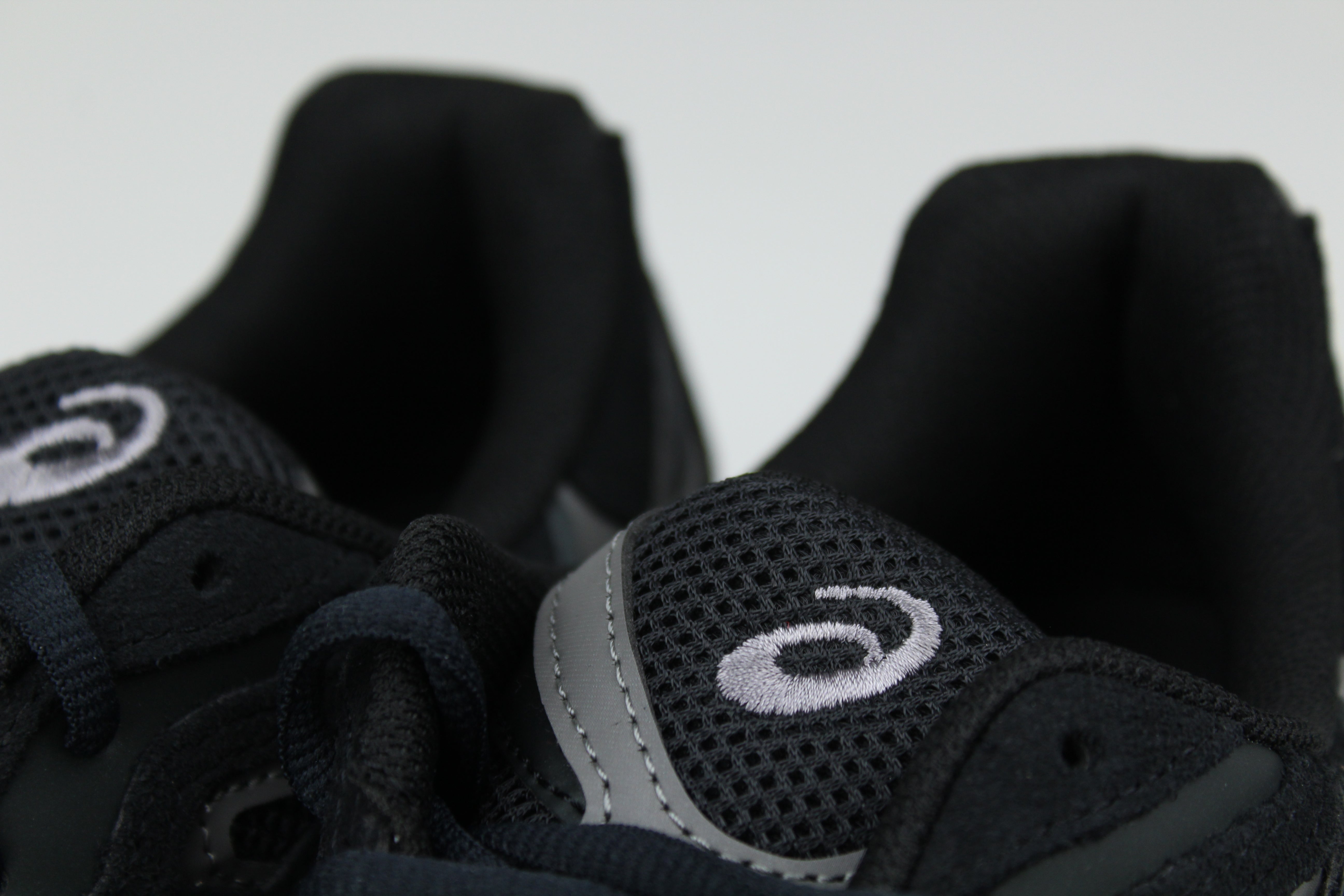 ASICS Gel-NYC Graphite Grey – Modern Running-Inspired Sneakers, Grey Lifestyle Shoes, Comfortable Streetwear Trainers