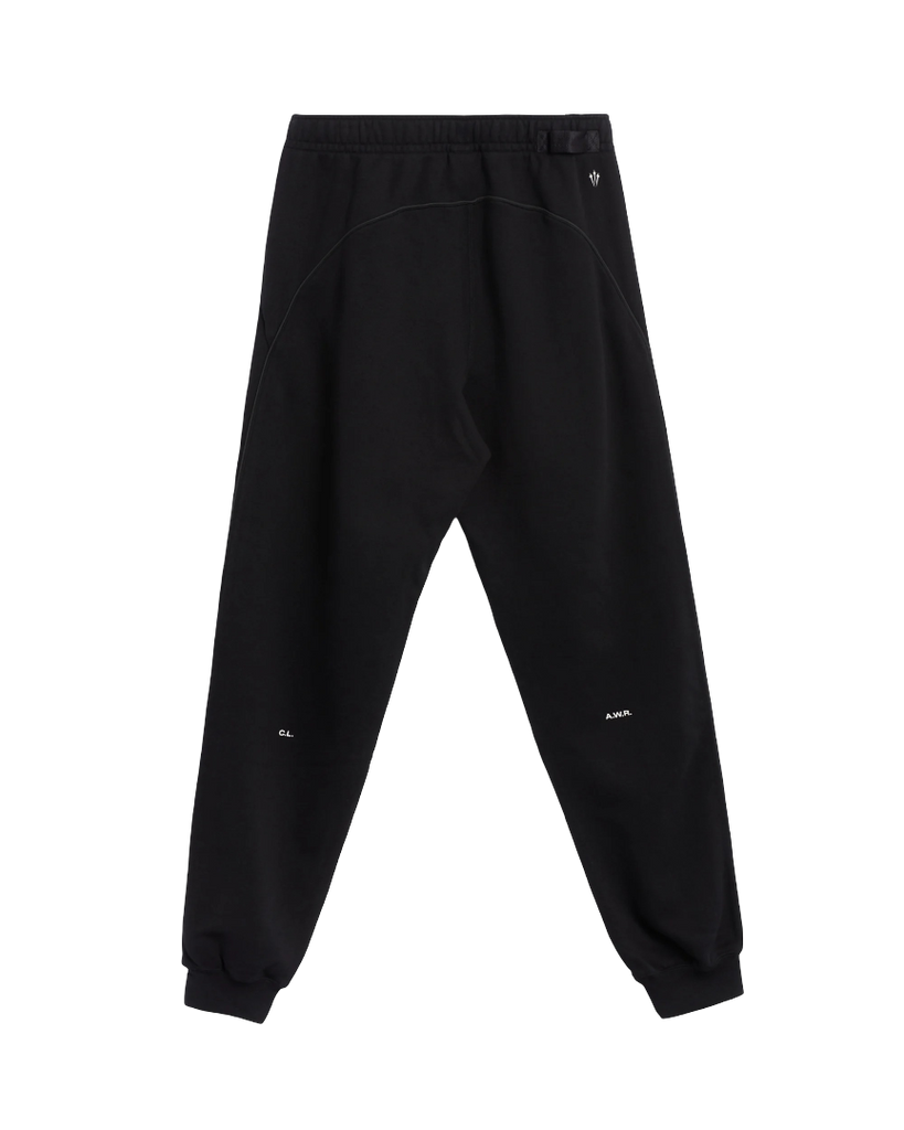 The Nike x NOCTA Open-Hem Fleece Pants Tapered in Black are the definition of effortless utility With a tailored straight-leg fit and clean finish.