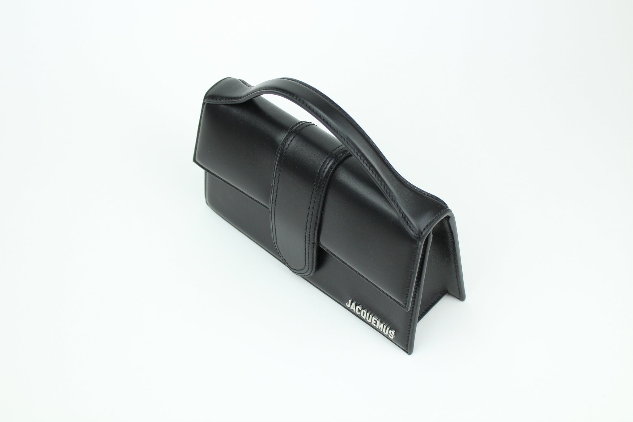 Jacquemus ジャックムス Le Grand Bambino 楽天市場】JACQUEMUS ジャックムス バッグ LE GRAND CHIQUITO