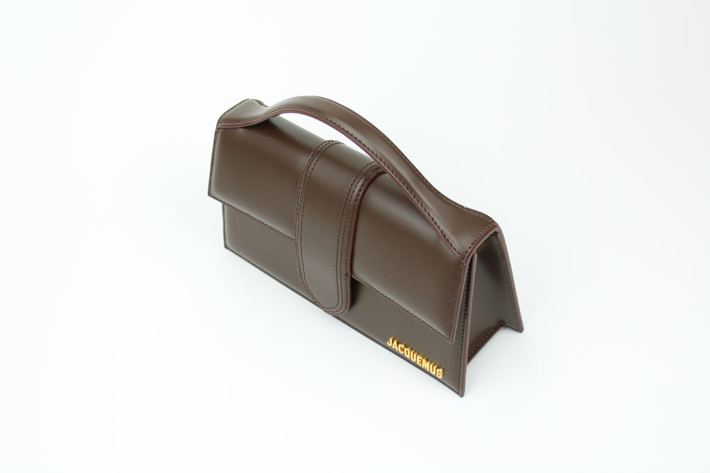 Jacquemus Le Grand Bambino 'Brown' with smooth leather, gold logo, and smooth structure. A modern staple for fresh, elevated styling.