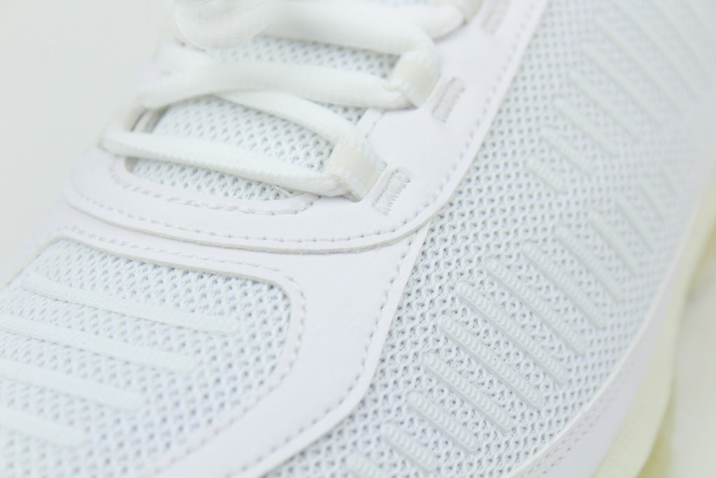 JJJJound x ASICS GEL-QUANTUM 360 White sneakers side view, minimalist design, white mesh and synthetic upper, collaborative high-performance footwear, stylish athletic shoe