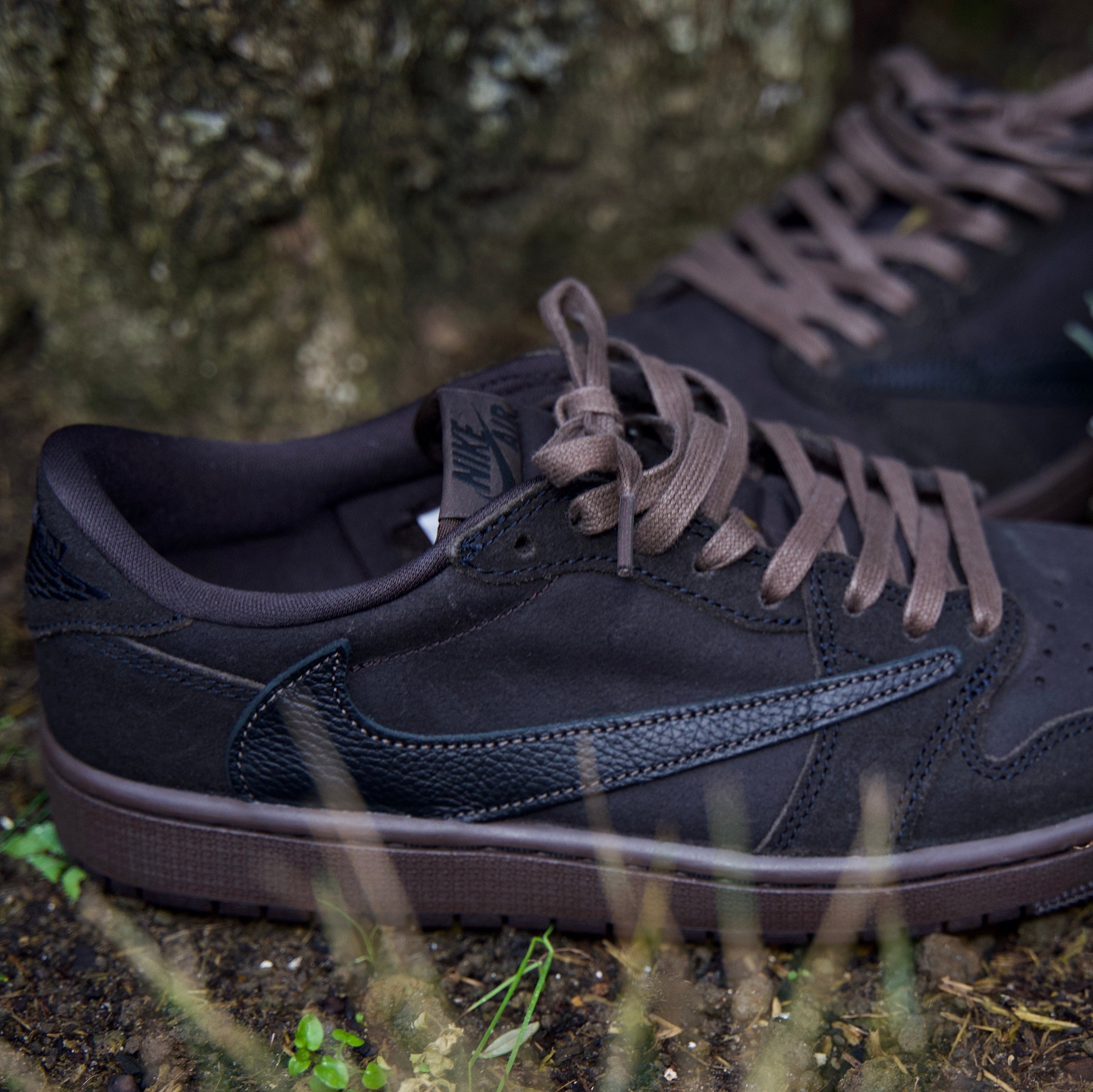Travis Scott x Air Jordan 1 Low OG 'Velvet Brown'-9621370175818-The Attic